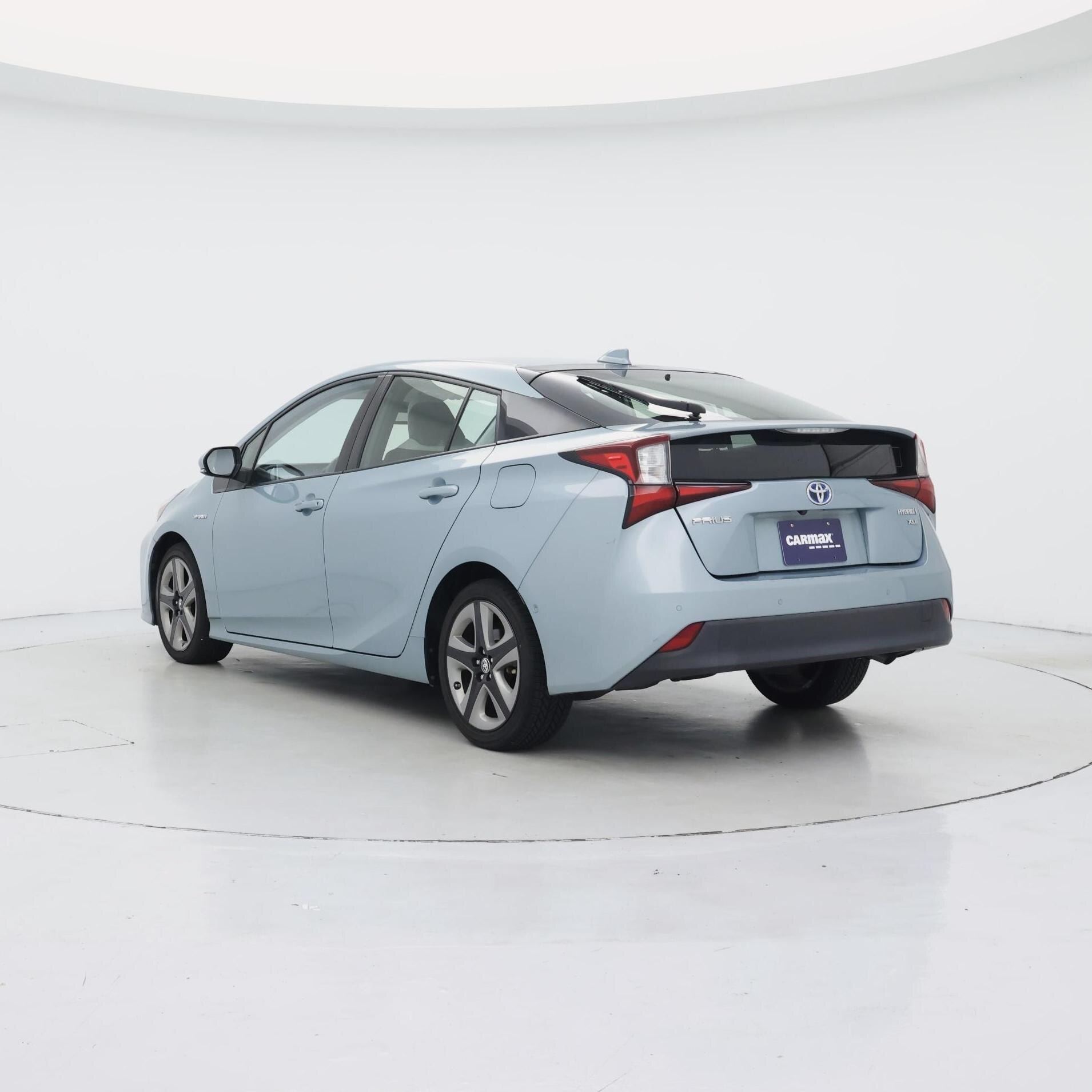 Thumbnail: 2021 Toyota Prius - 2