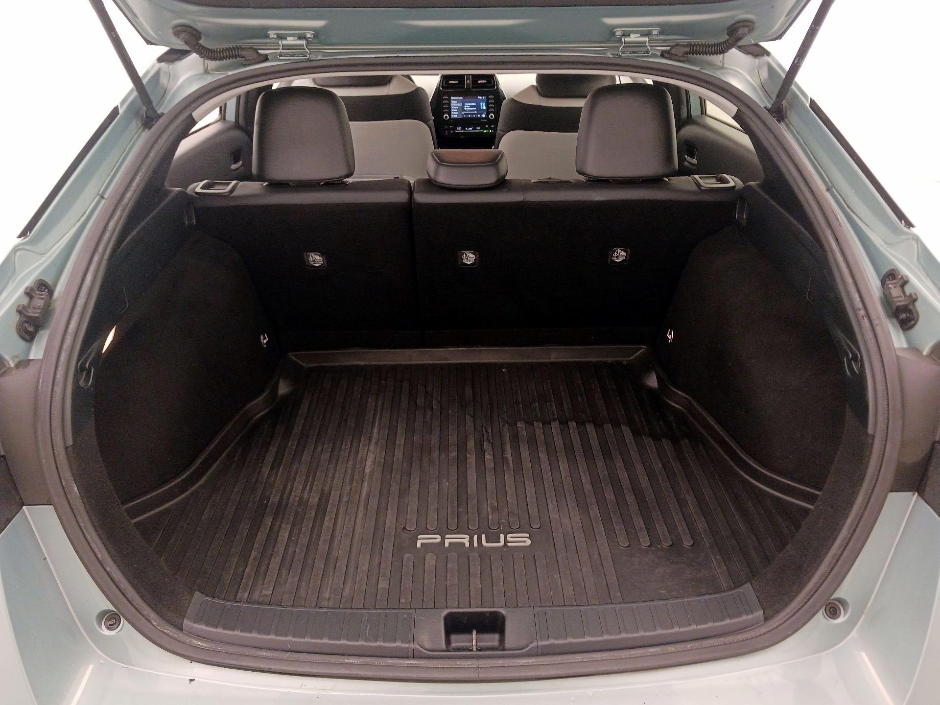 Thumbnail: 2021 Toyota Prius - 20