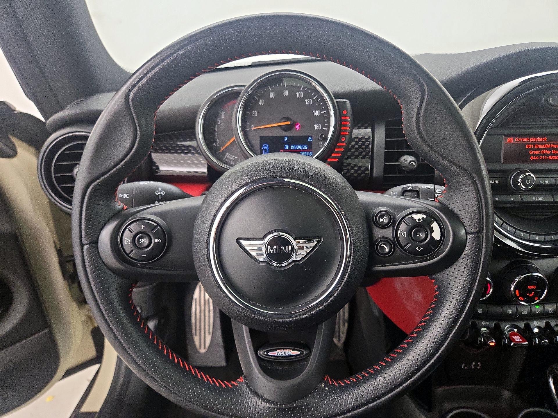 Thumbnail: 2015 MINI Cooper Hardtop - 10