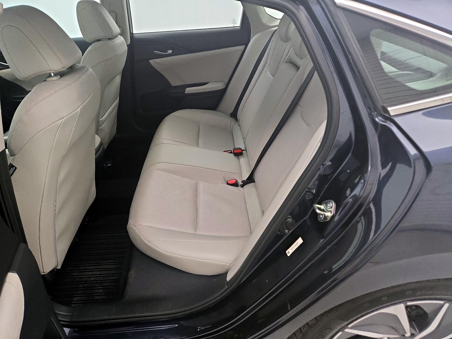Thumbnail: 2019 Honda Insight - 20