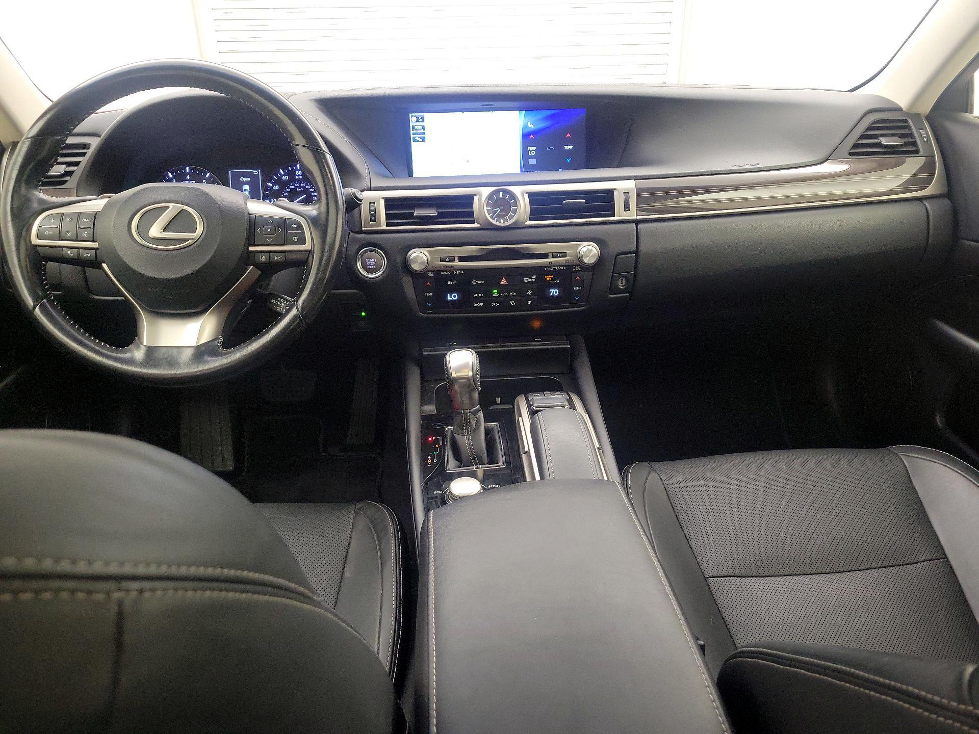 Thumbnail: 2017 Lexus GS - 9