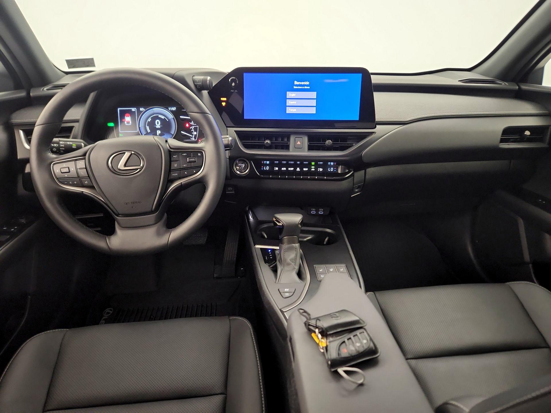 Thumbnail: 2024 Lexus UX - 9