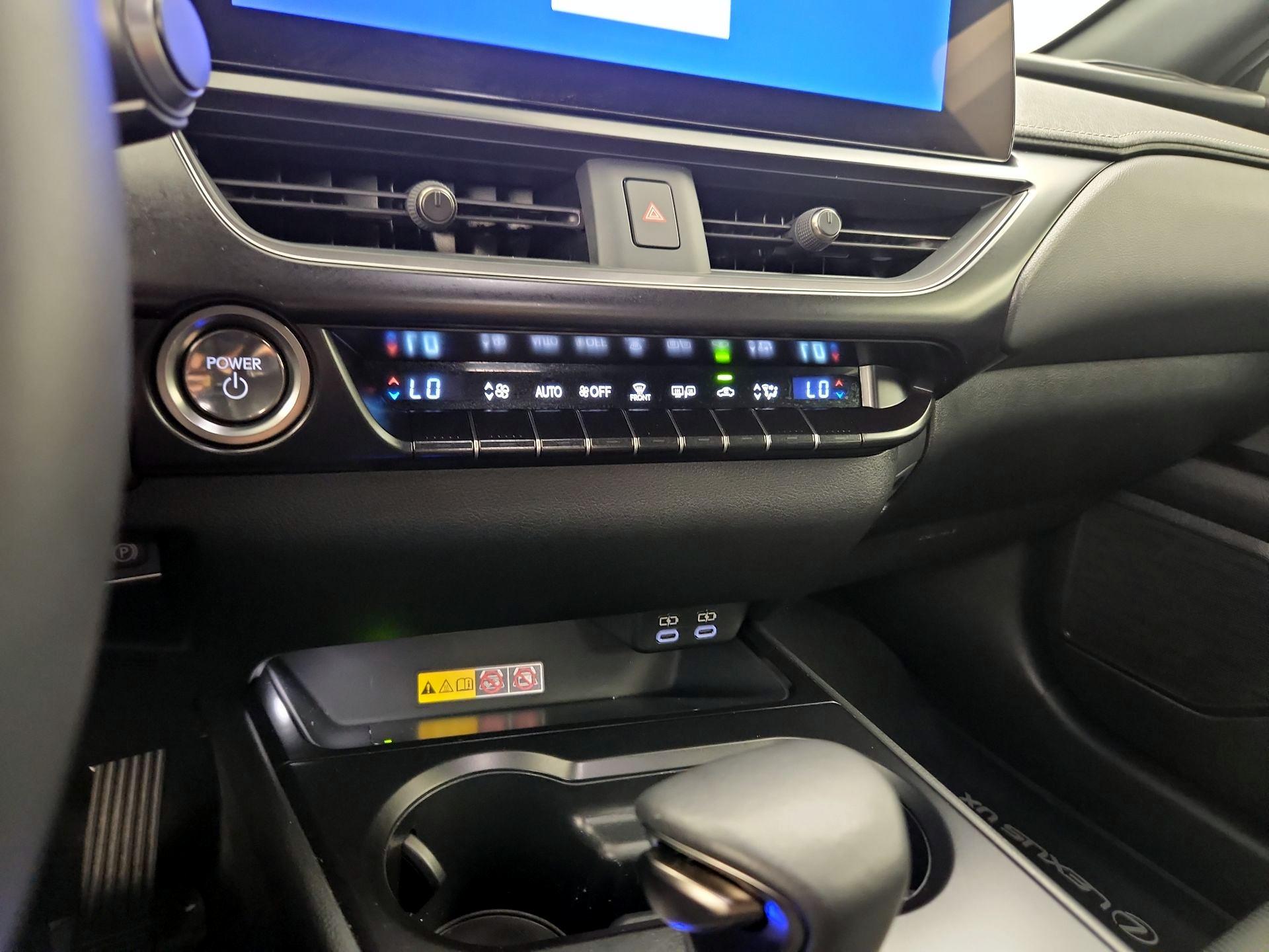 Thumbnail: 2024 Lexus UX - 14