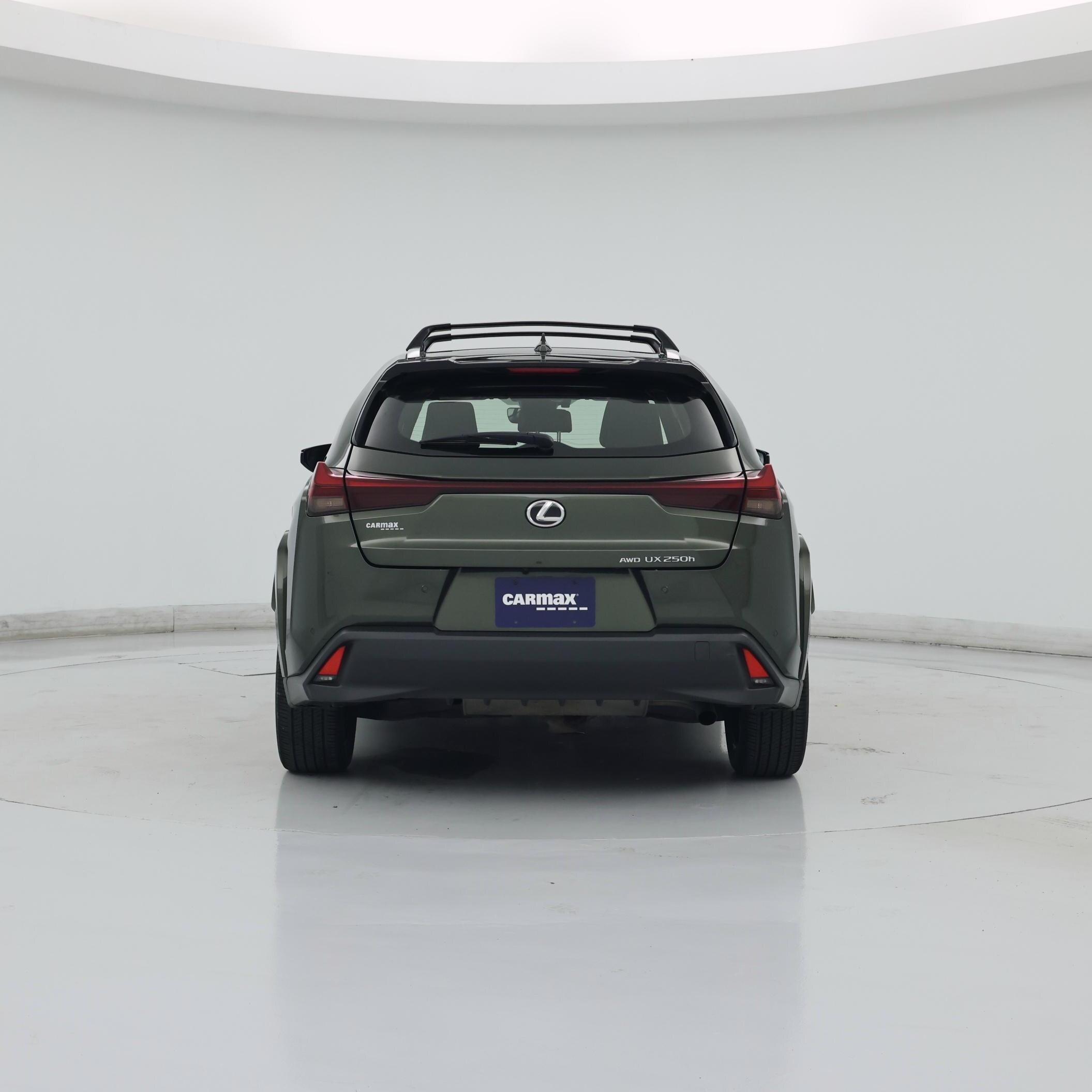 Thumbnail: 2024 Lexus UX - 6