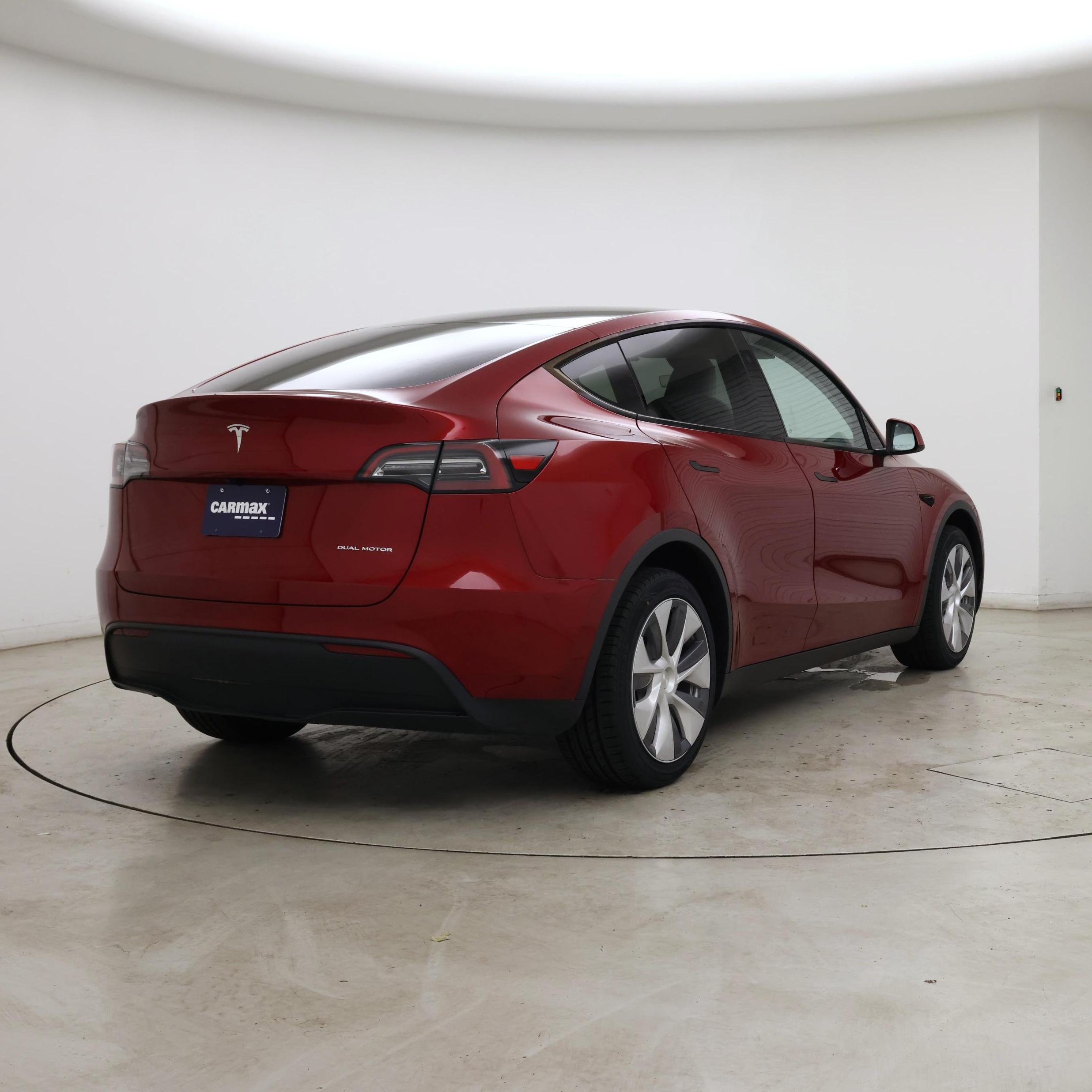 Thumbnail: 2024 Tesla Model Y - 8