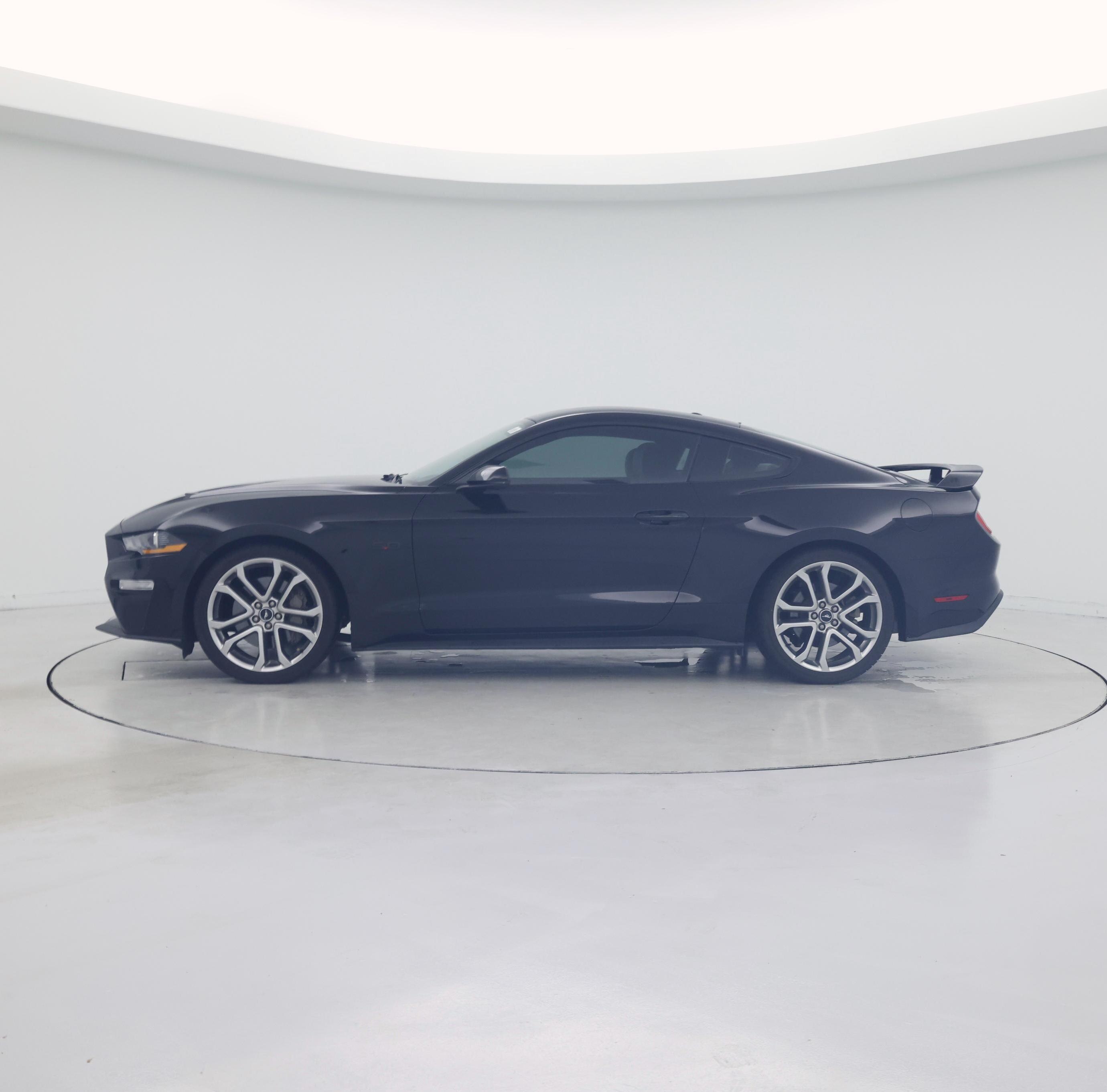 Thumbnail: 2018 Ford Mustang - 3