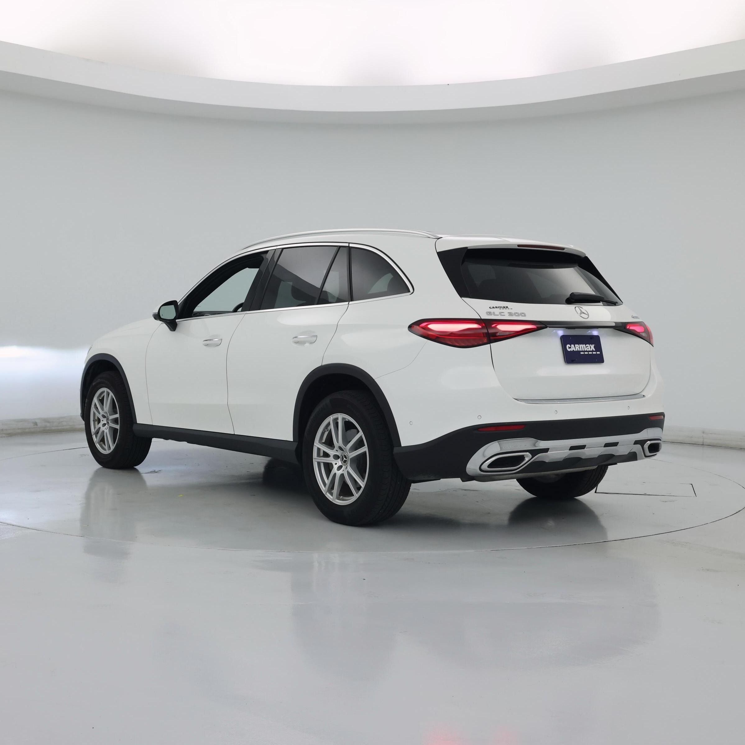 Thumbnail: 2023 Mercedes-Benz GLC - 2