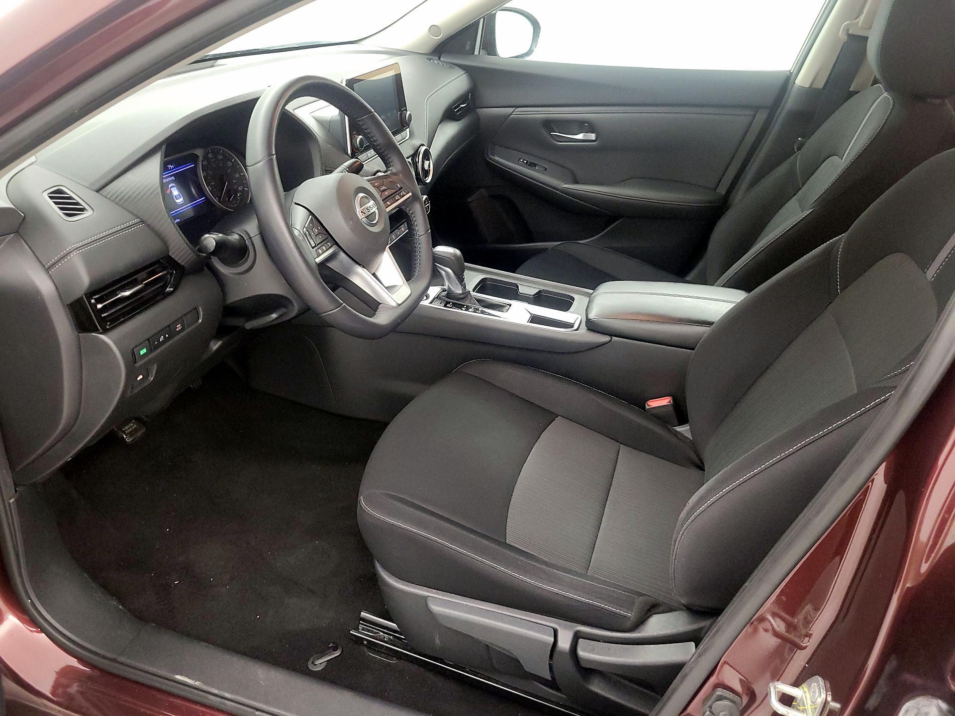 Thumbnail: 2020 Nissan Sentra - 11