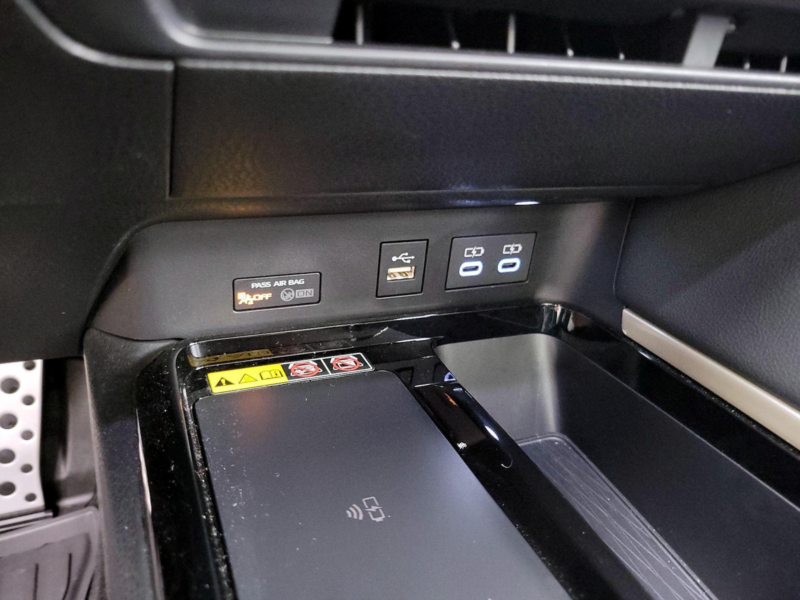 2026 Toyota Camry XSE - Photo 20