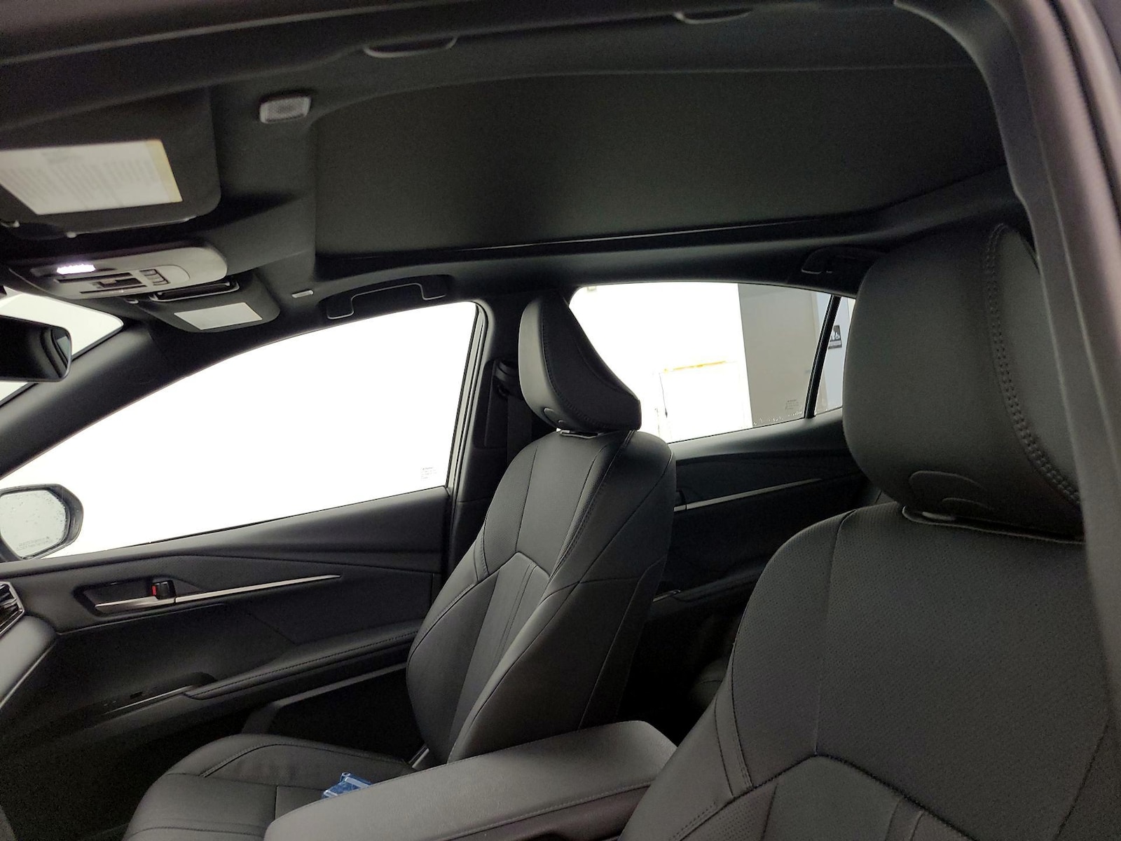 2026 Toyota Camry XSE - Photo 21