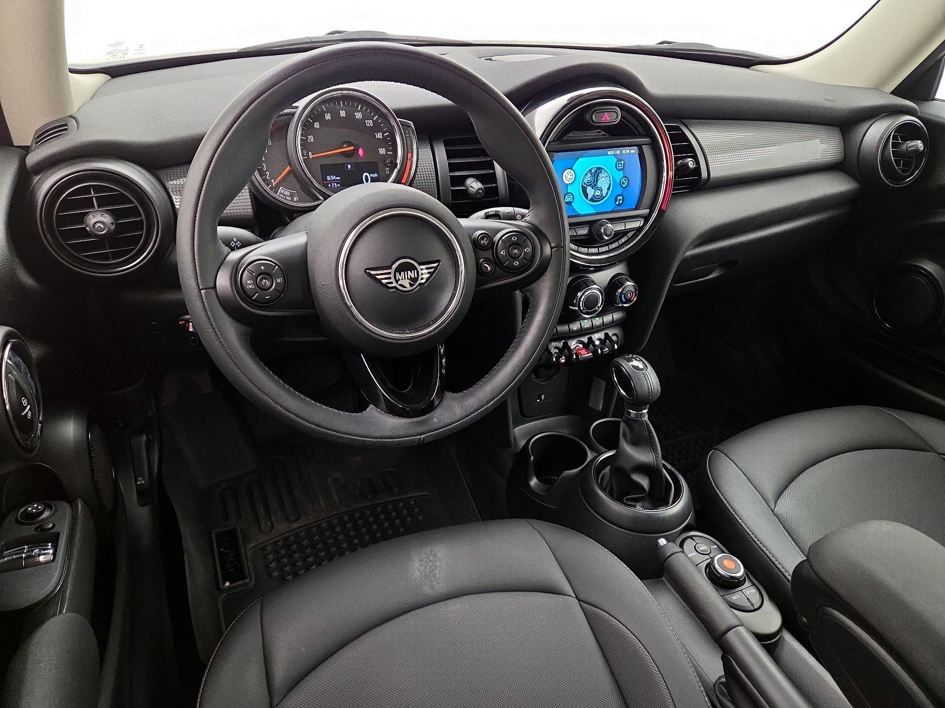 Thumbnail: 2019 MINI Cooper Hardtop - 9