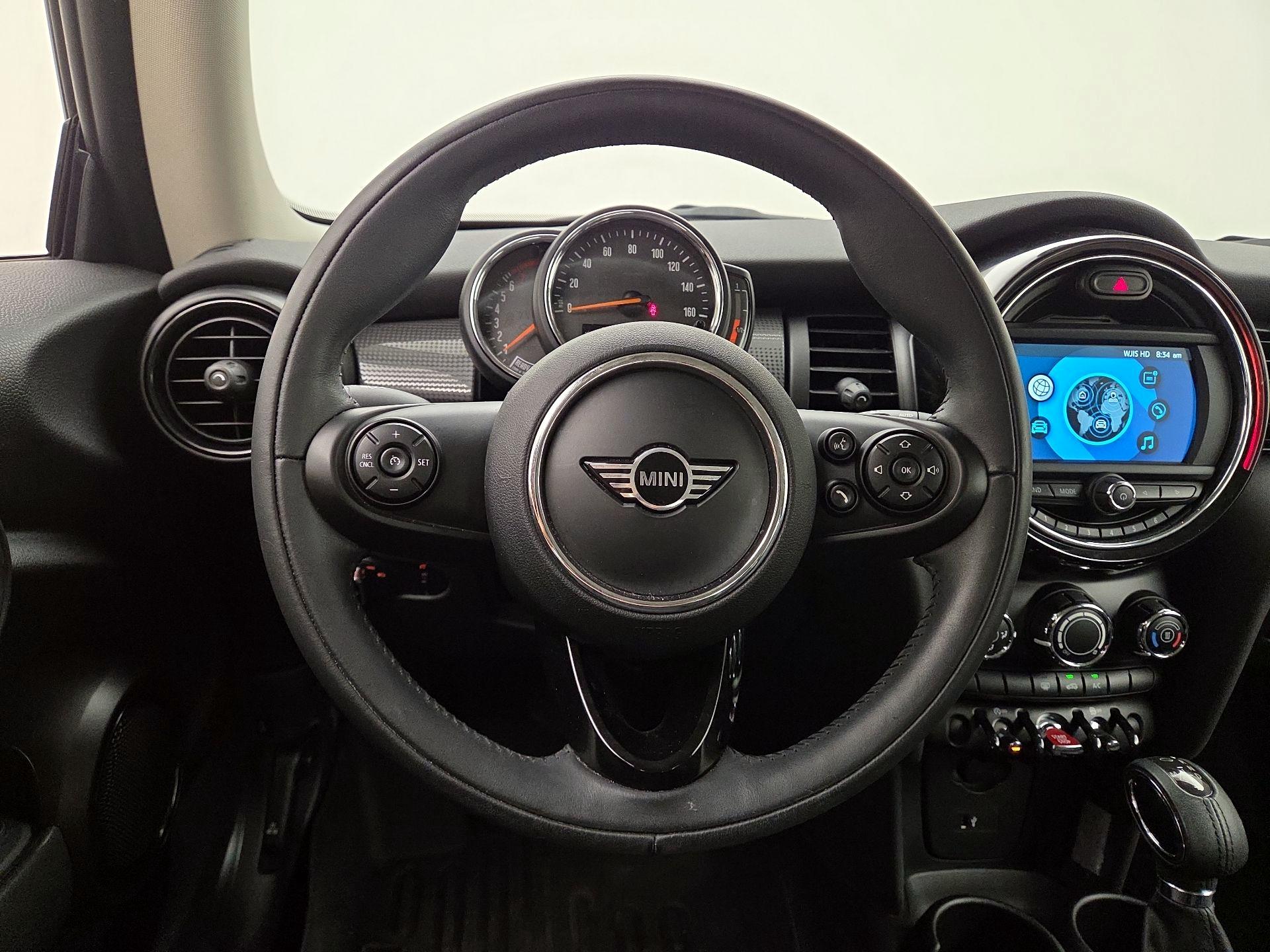 Thumbnail: 2019 MINI Cooper Hardtop - 10