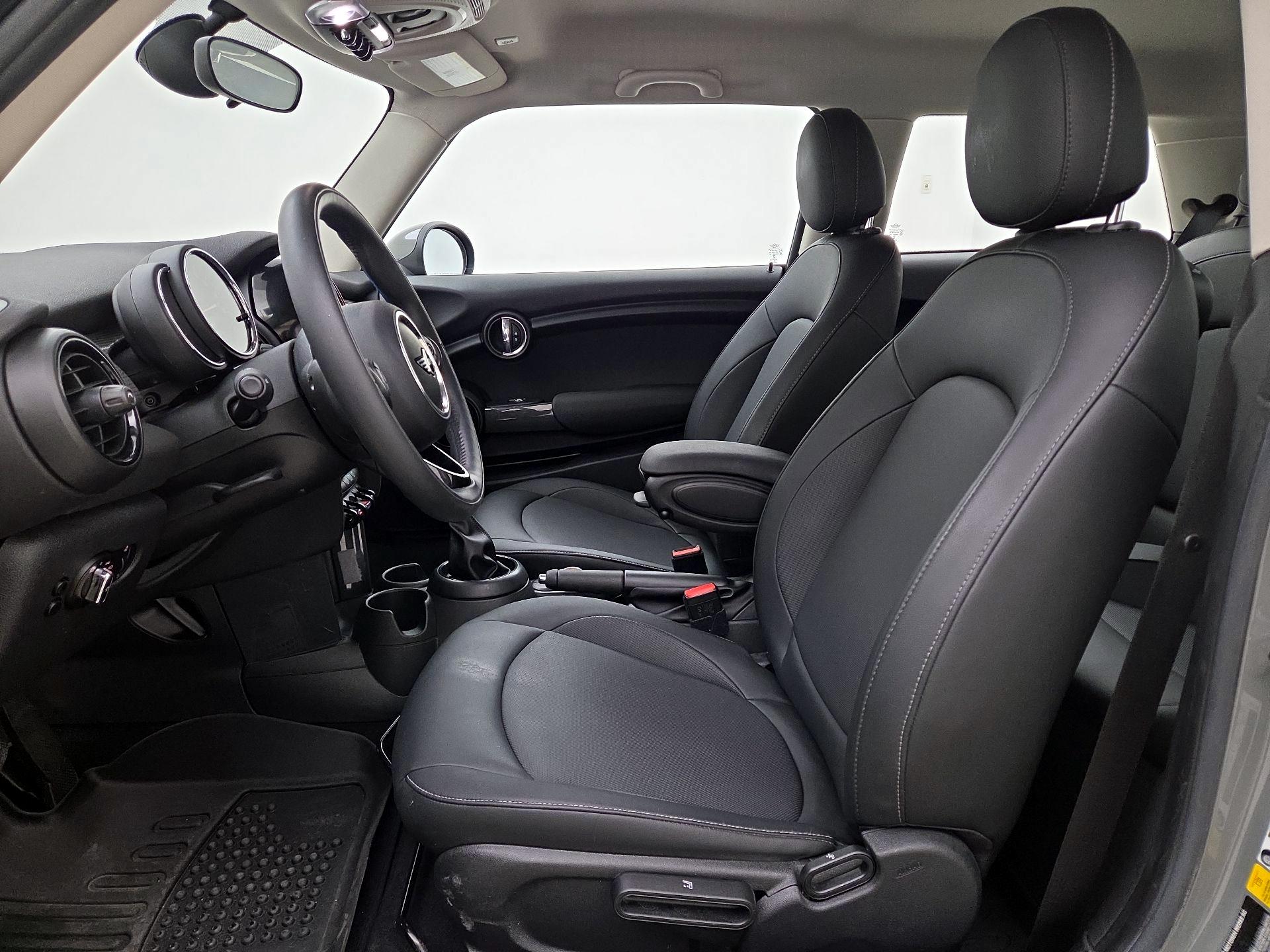 Thumbnail: 2019 MINI Cooper Hardtop - 11