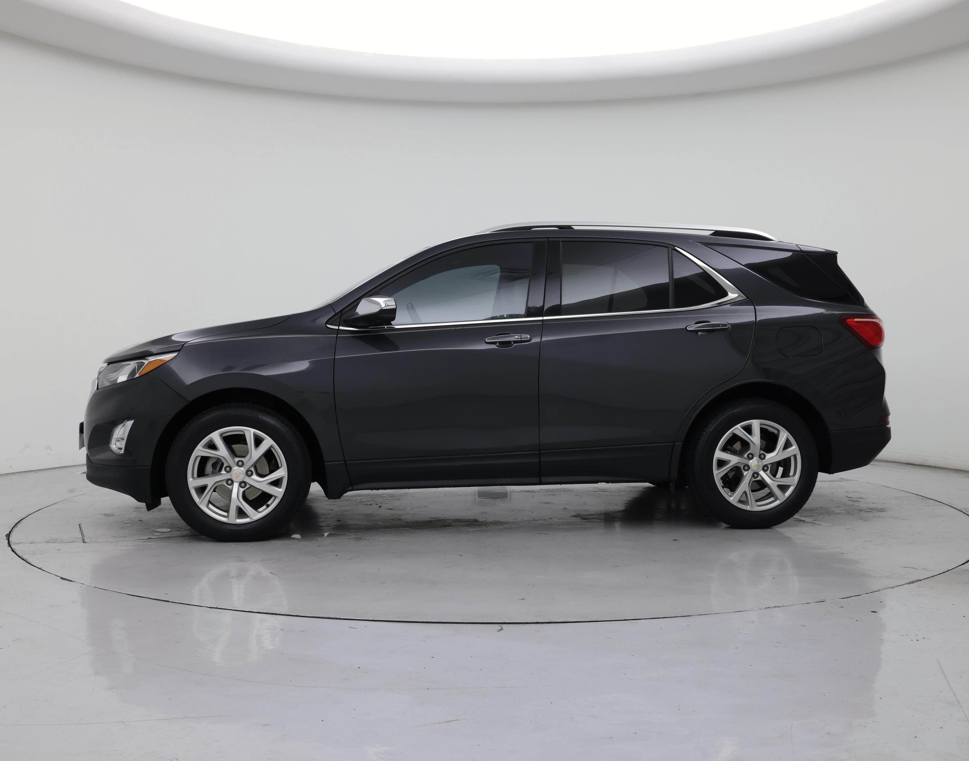 Thumbnail: 2021 Chevrolet Equinox - 3