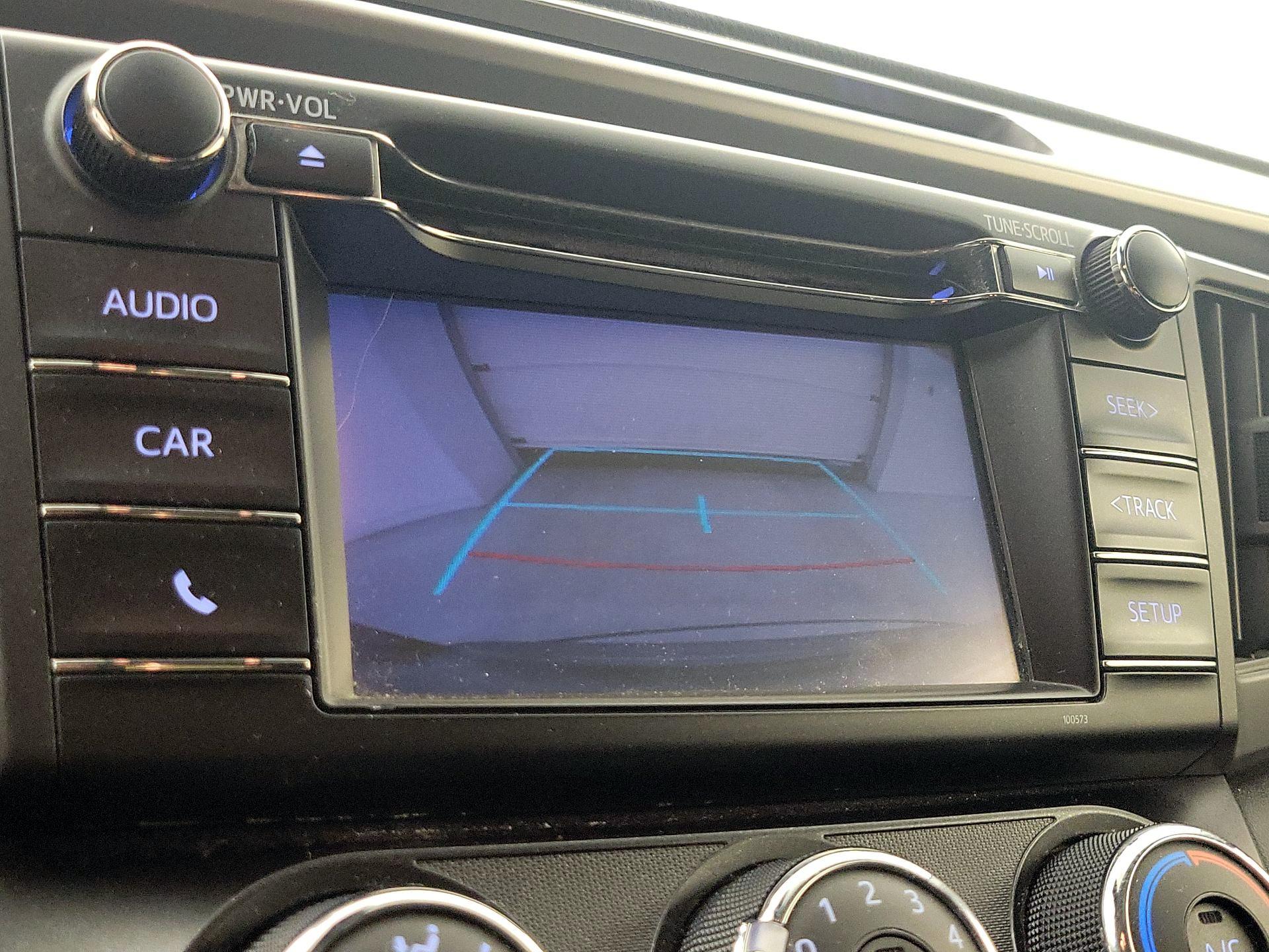 Thumbnail: 2018 Toyota RAV4 - 14