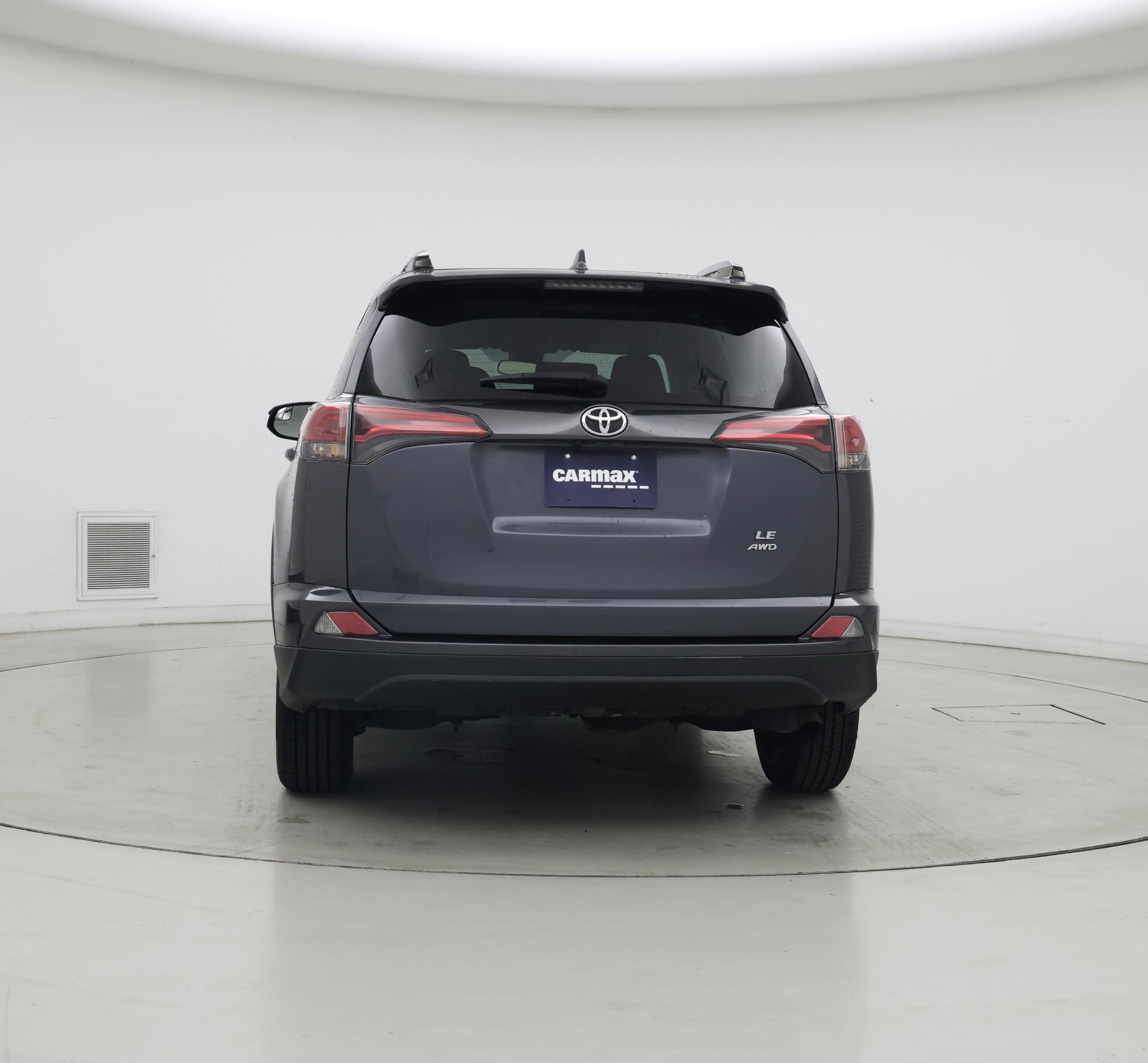 Thumbnail: 2018 Toyota RAV4 - 6