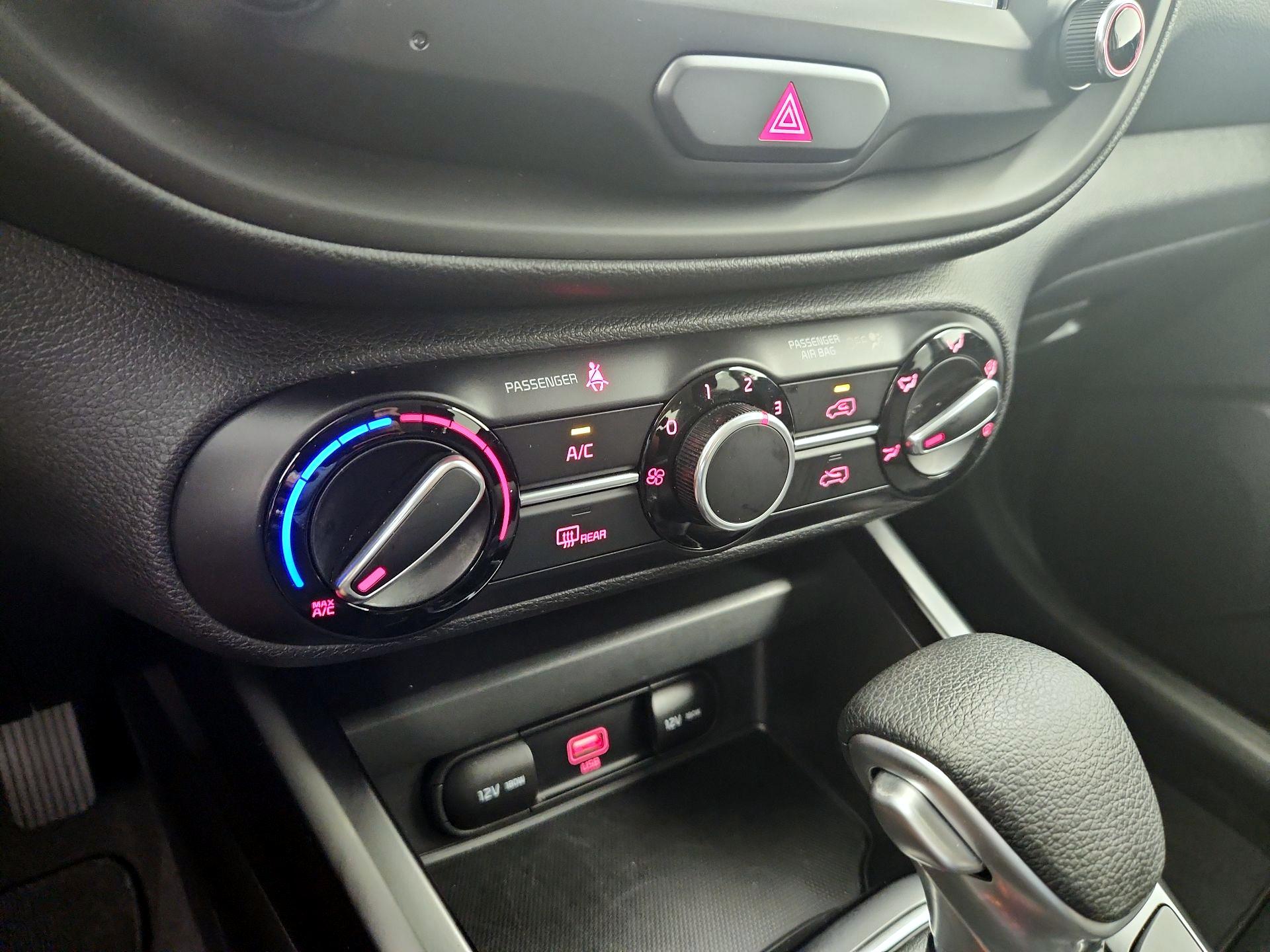 Thumbnail: 2020 Kia Soul - 15