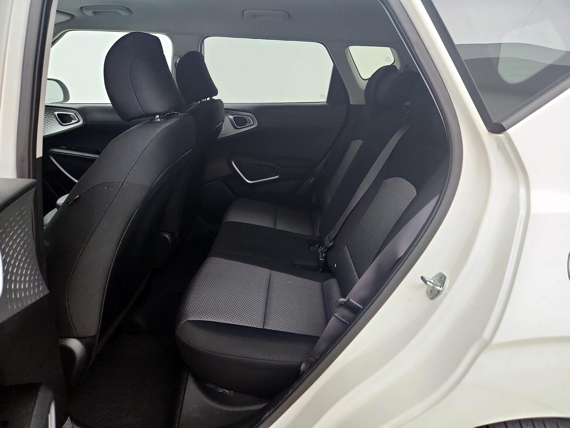 Thumbnail: 2020 Kia Soul - 18