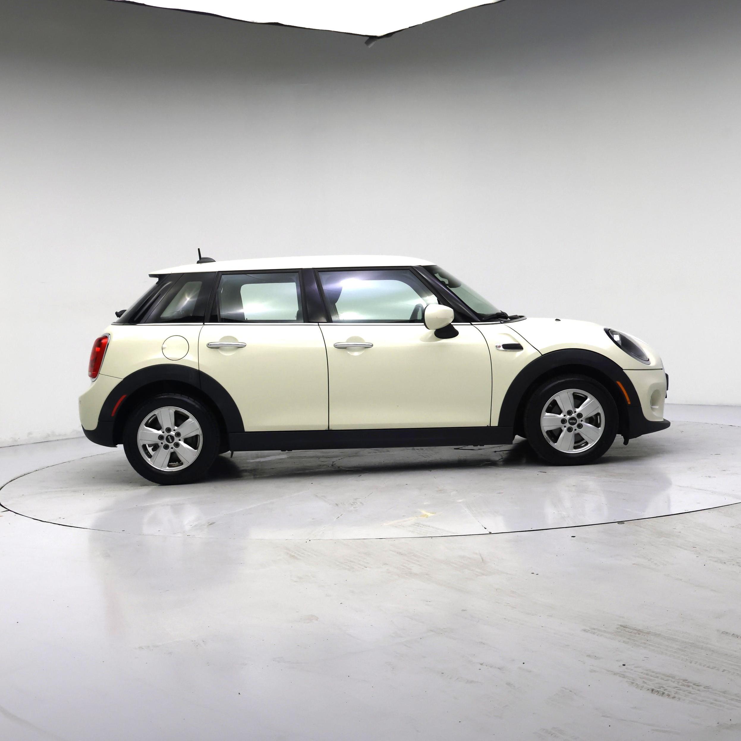 Thumbnail: 2020 MINI Cooper Hardtop - 7