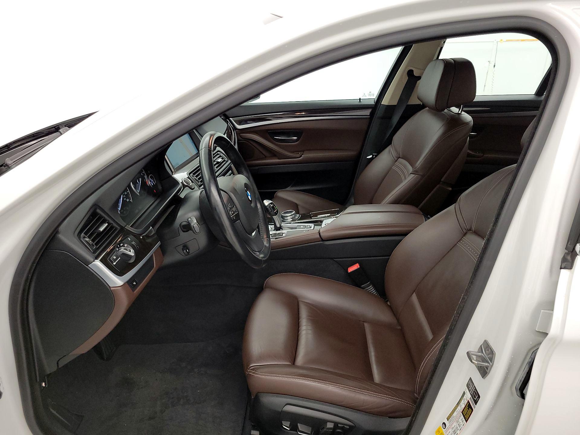 Thumbnail: 2014 BMW 5 Series - 11