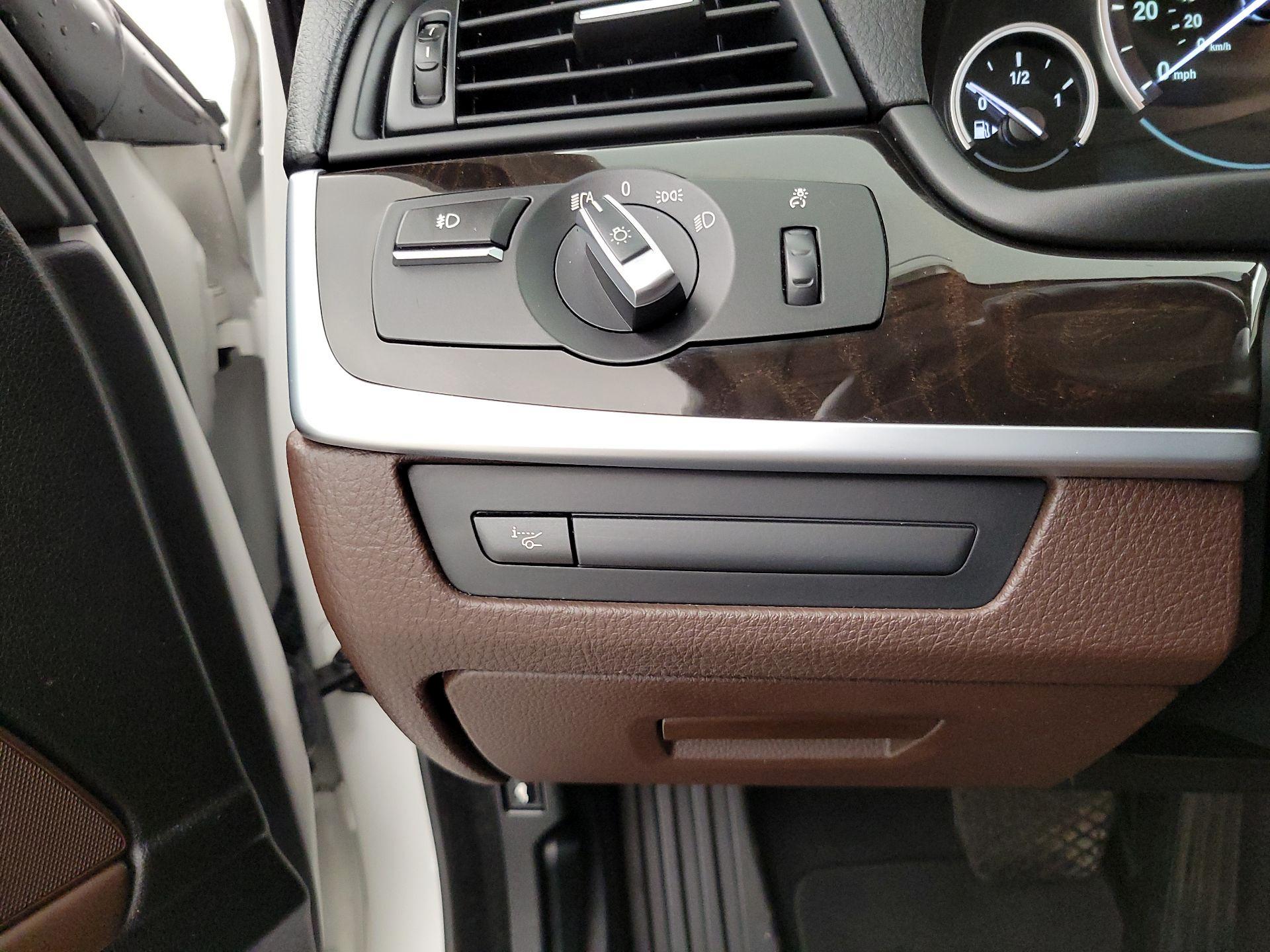 Thumbnail: 2014 BMW 5 Series - 13