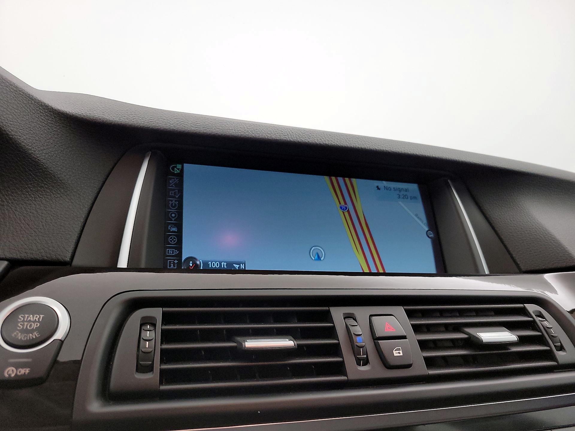 Thumbnail: 2014 BMW 5 Series - 14
