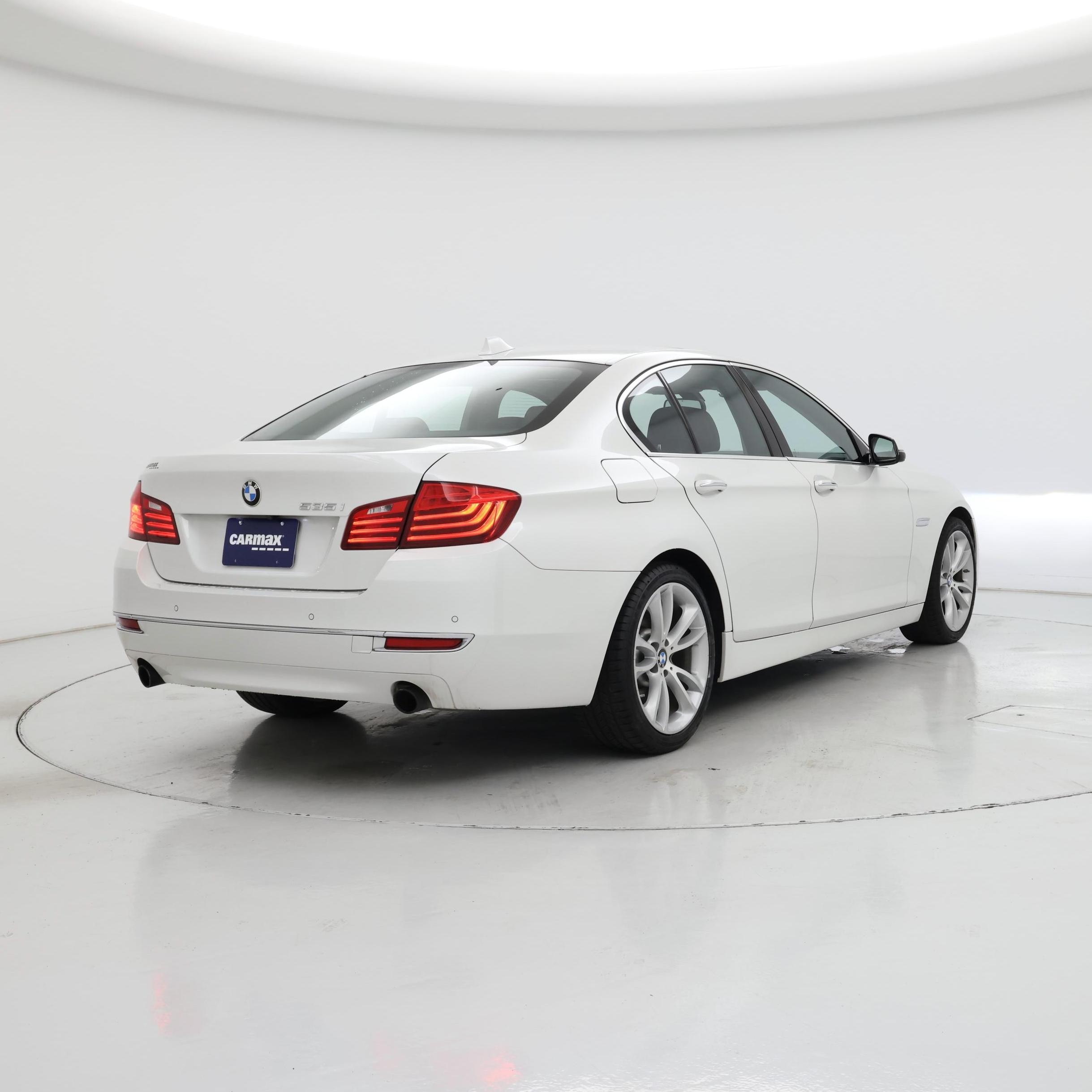 Thumbnail: 2014 BMW 5 Series - 8