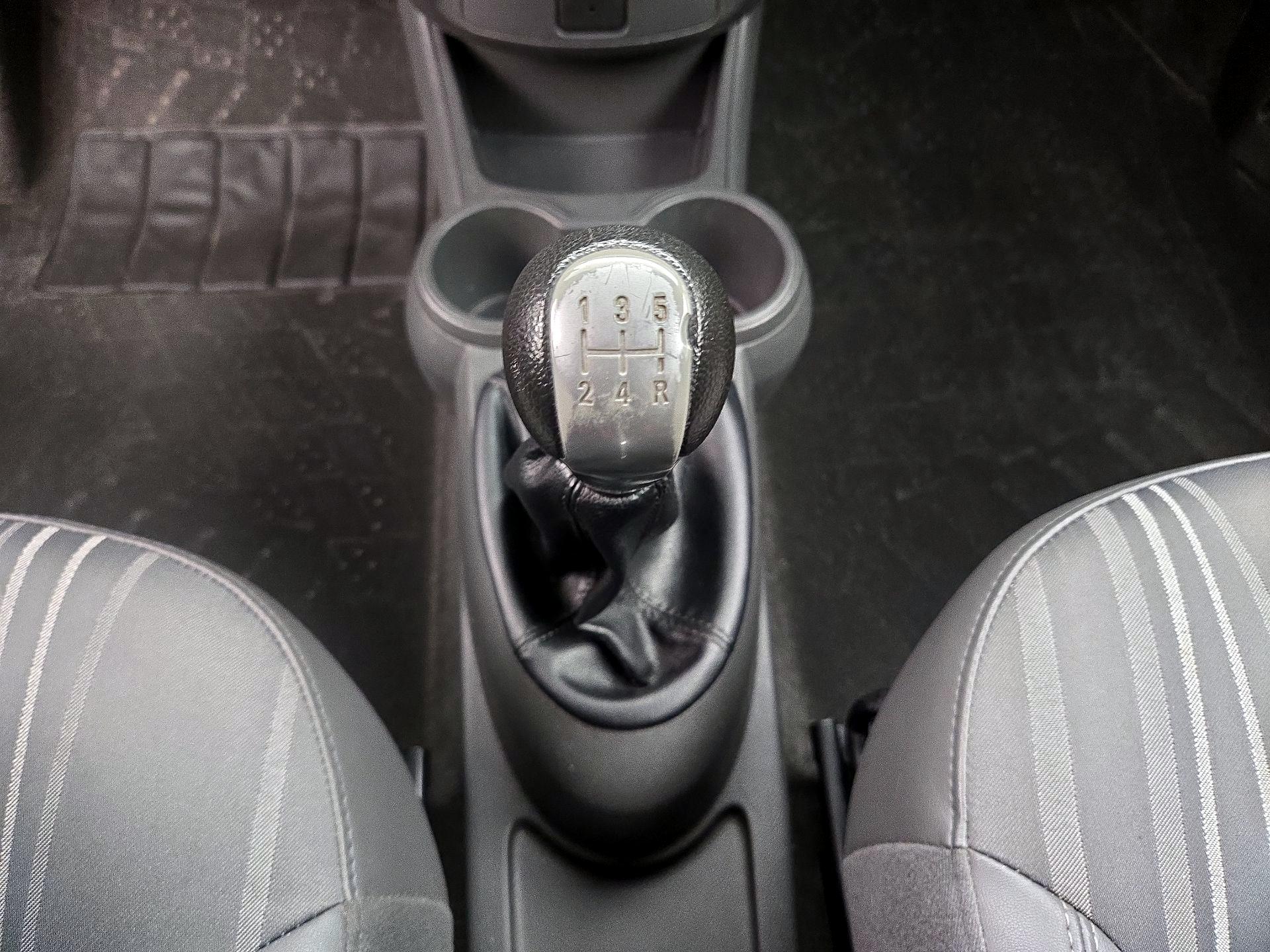 Thumbnail: 2014 Chevrolet Spark - 16