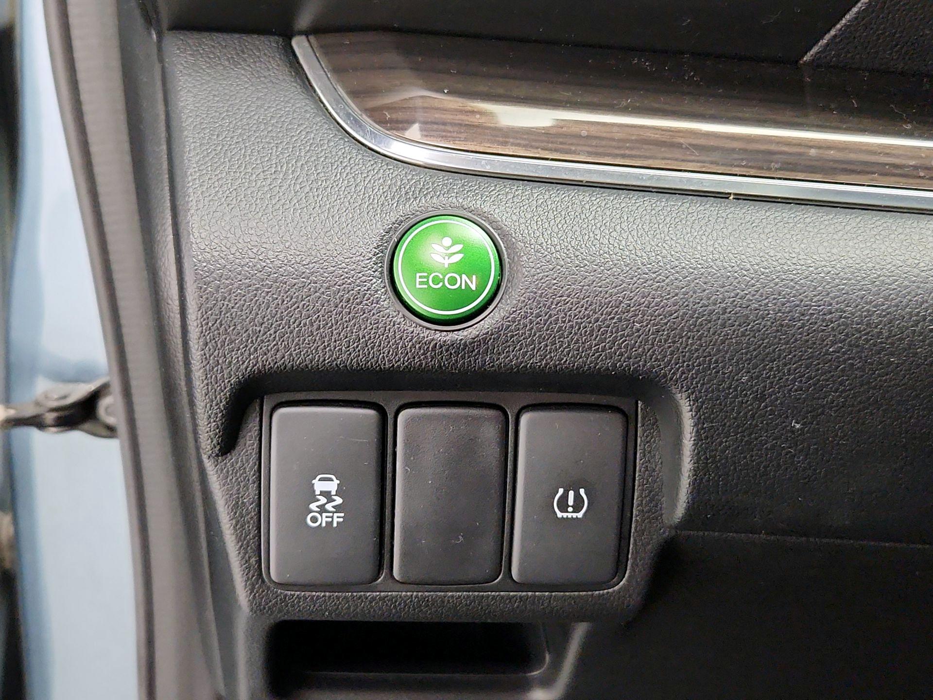 Thumbnail: 2016 Honda CR-V - 13