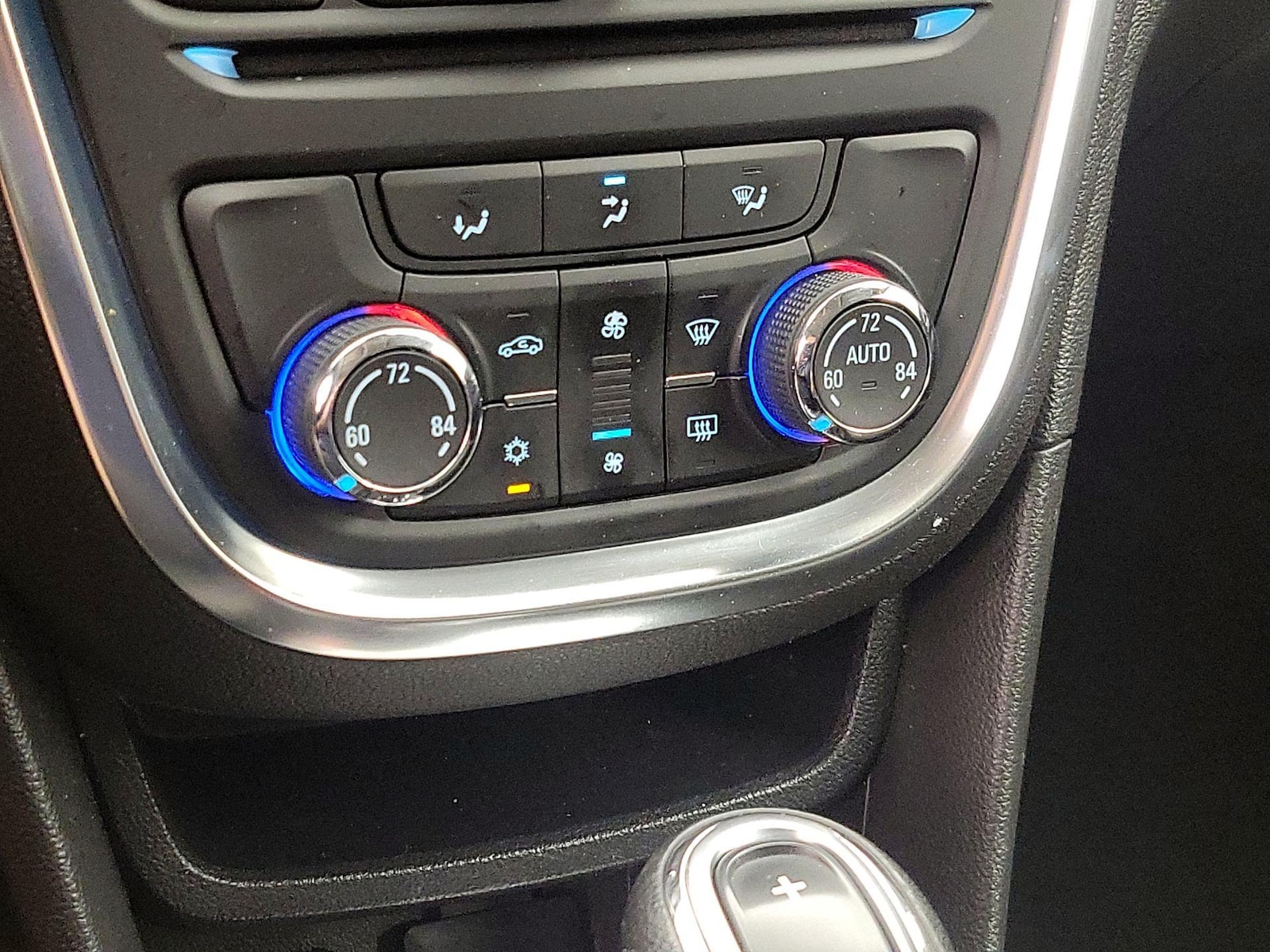 2016 Buick Encore Convenience - Photo 18