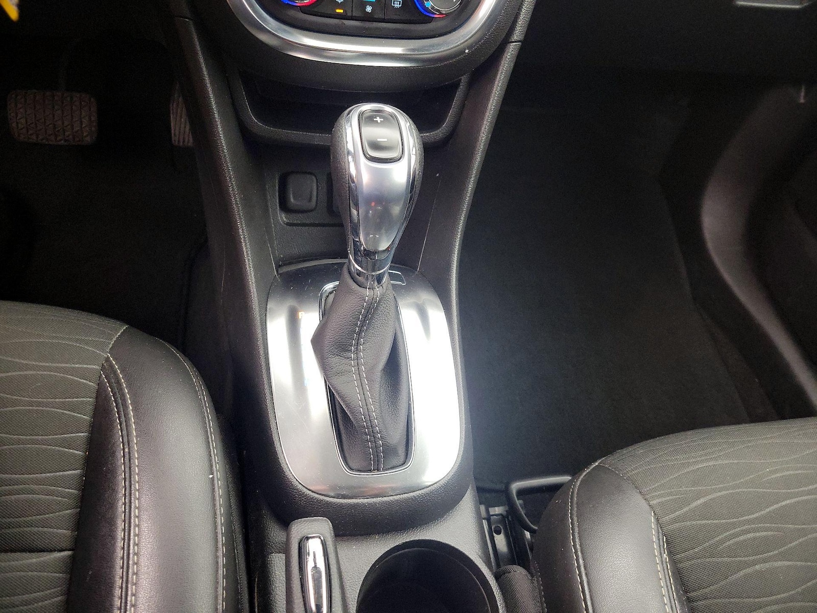 2016 Buick Encore Convenience - Photo 19