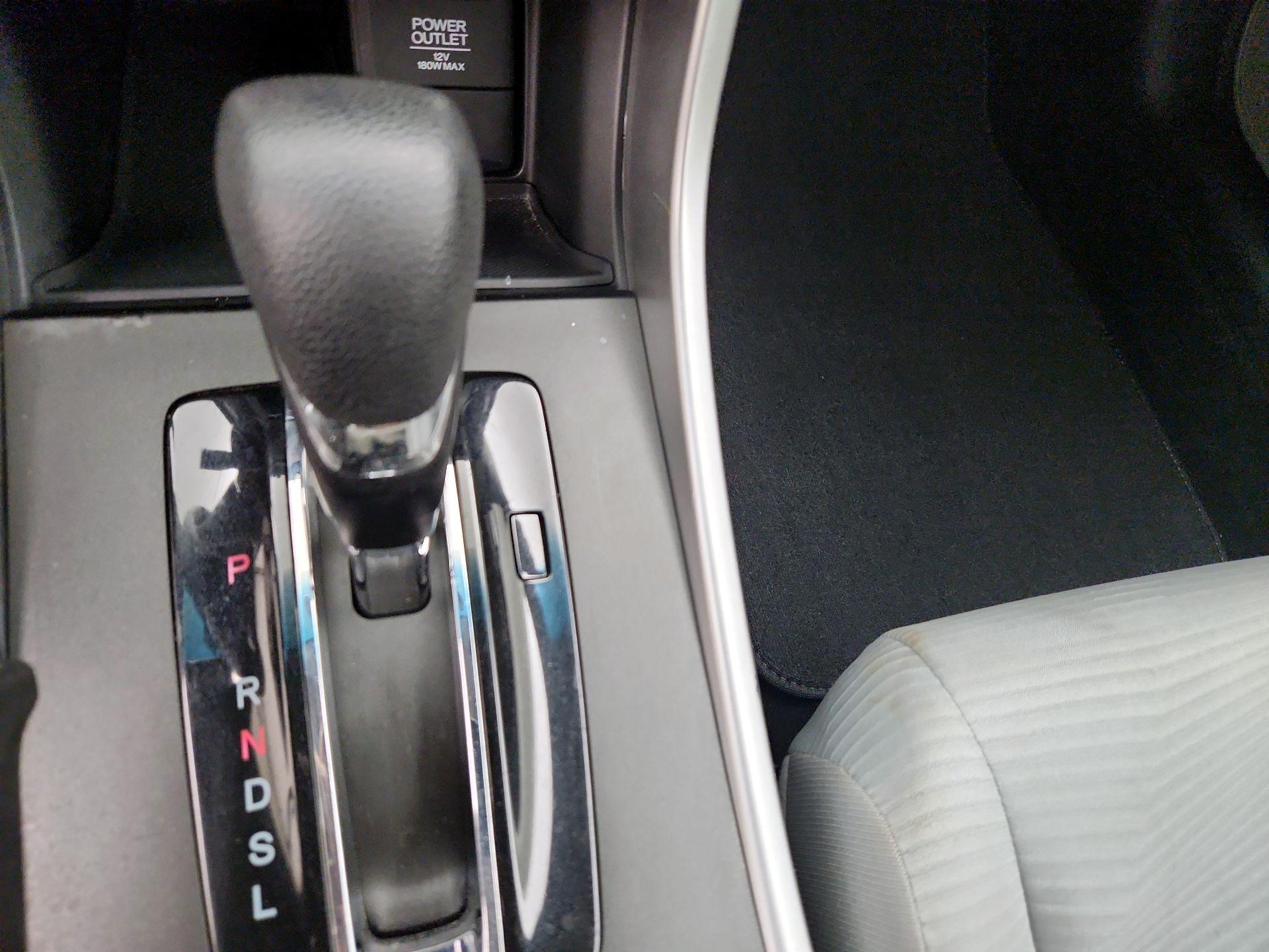 Thumbnail: 2015 Honda Accord - 17