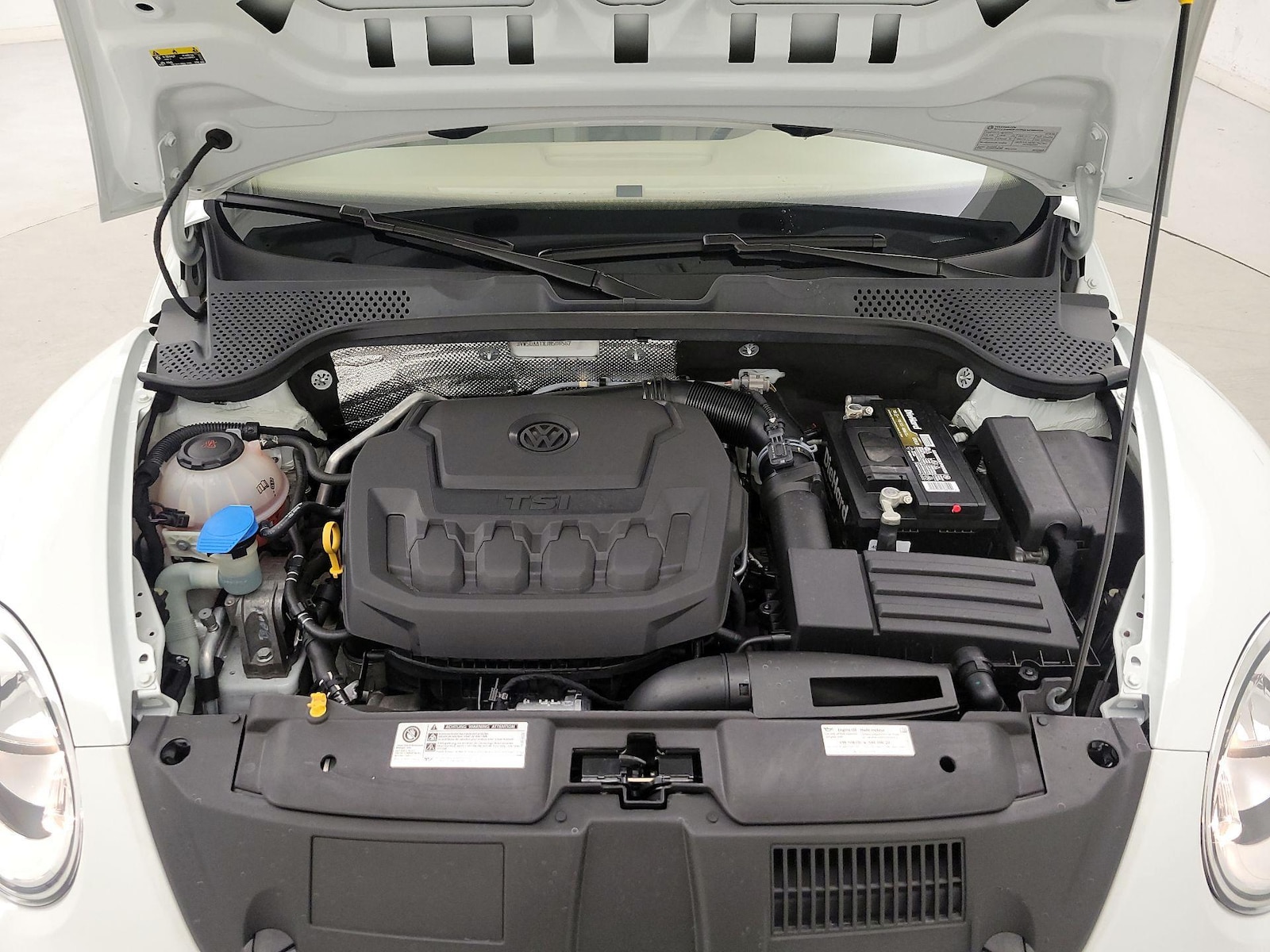 2018 Volkswagen Beetle S - Photo 22