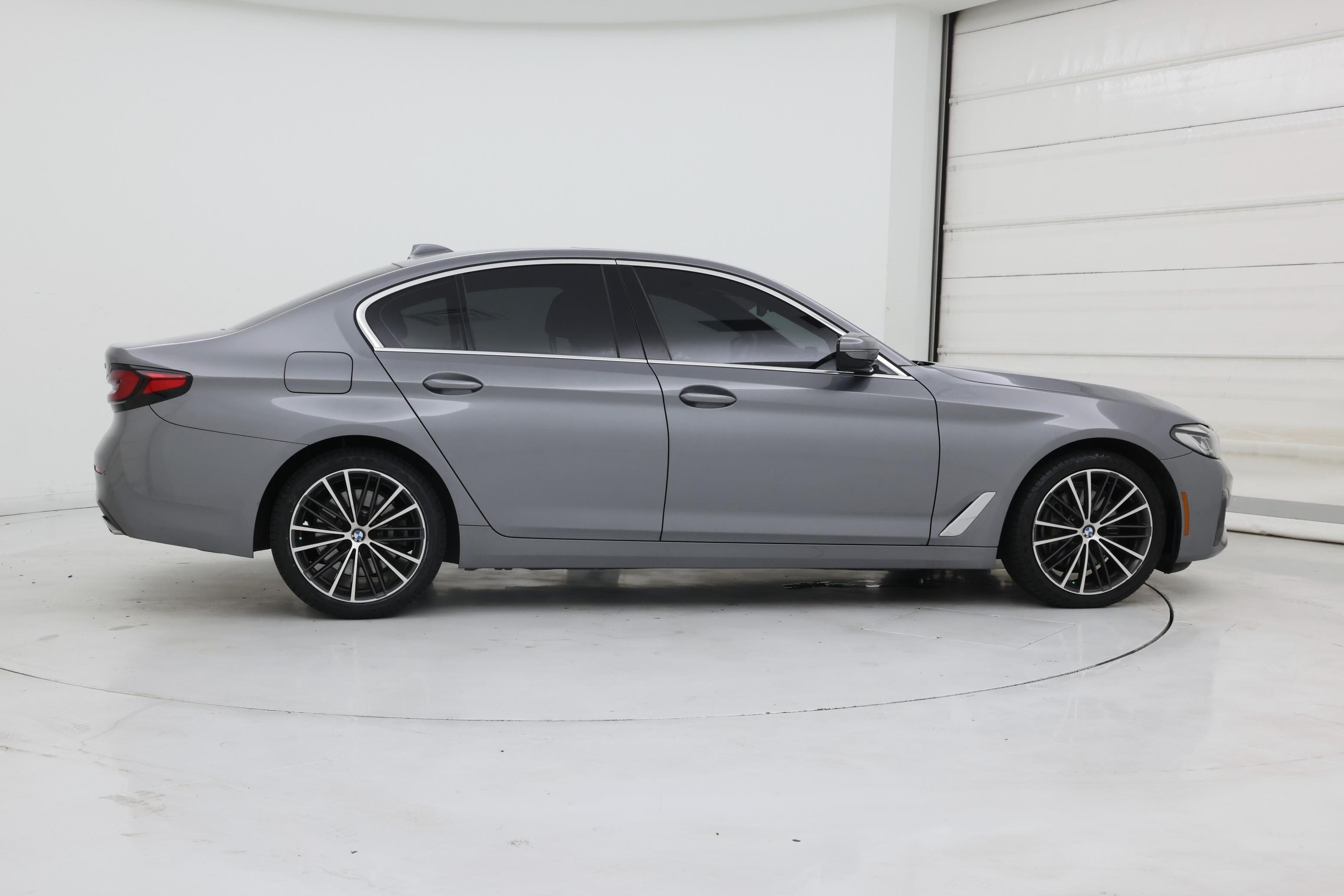Thumbnail: 2023 BMW 5 Series - 7