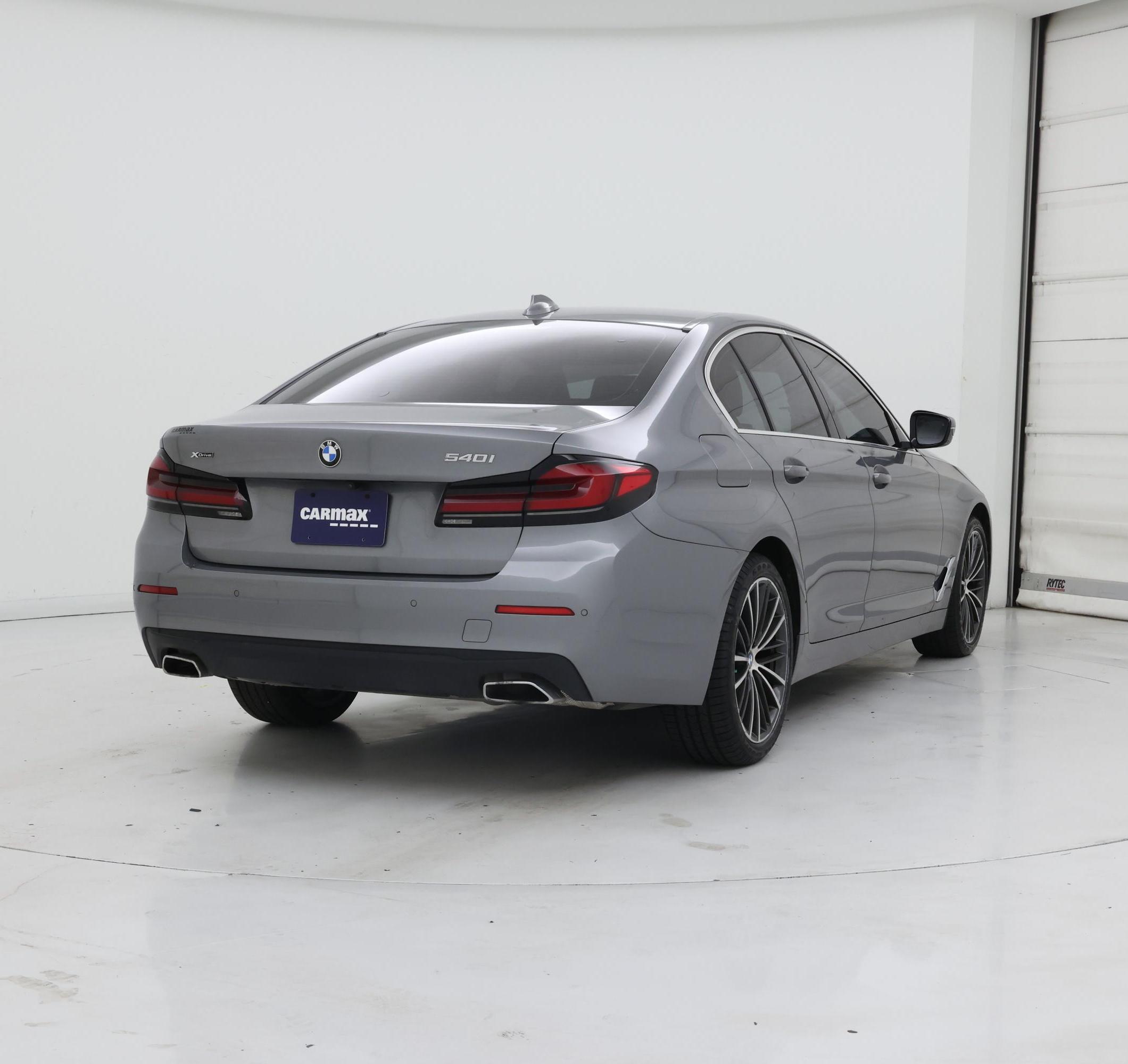 Thumbnail: 2023 BMW 5 Series - 8