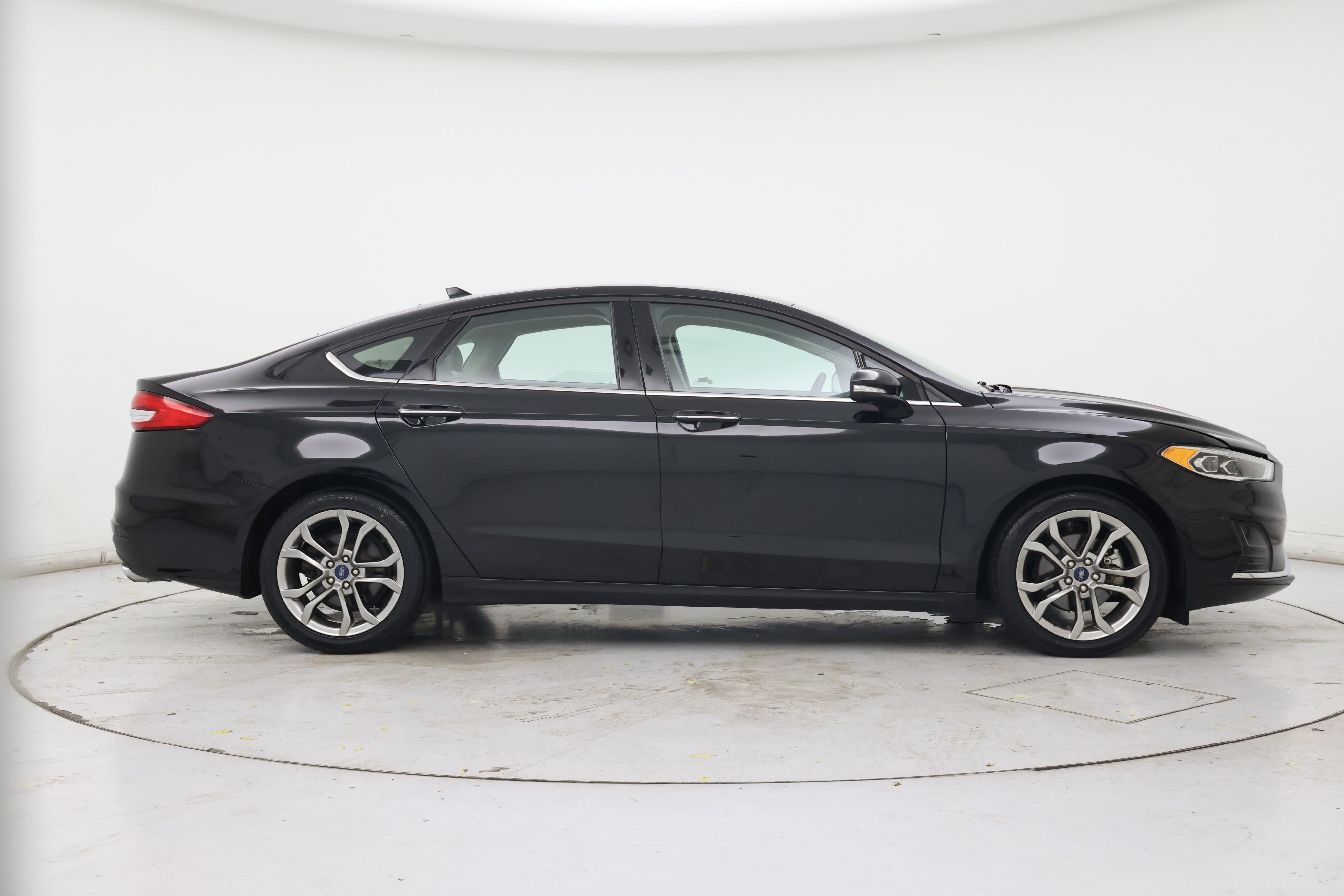 Thumbnail: 2020 Ford Fusion - 7