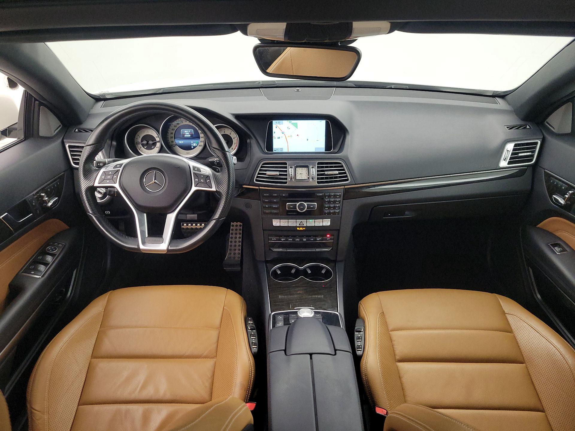 Thumbnail: 2015 Mercedes-Benz E-Class - 9