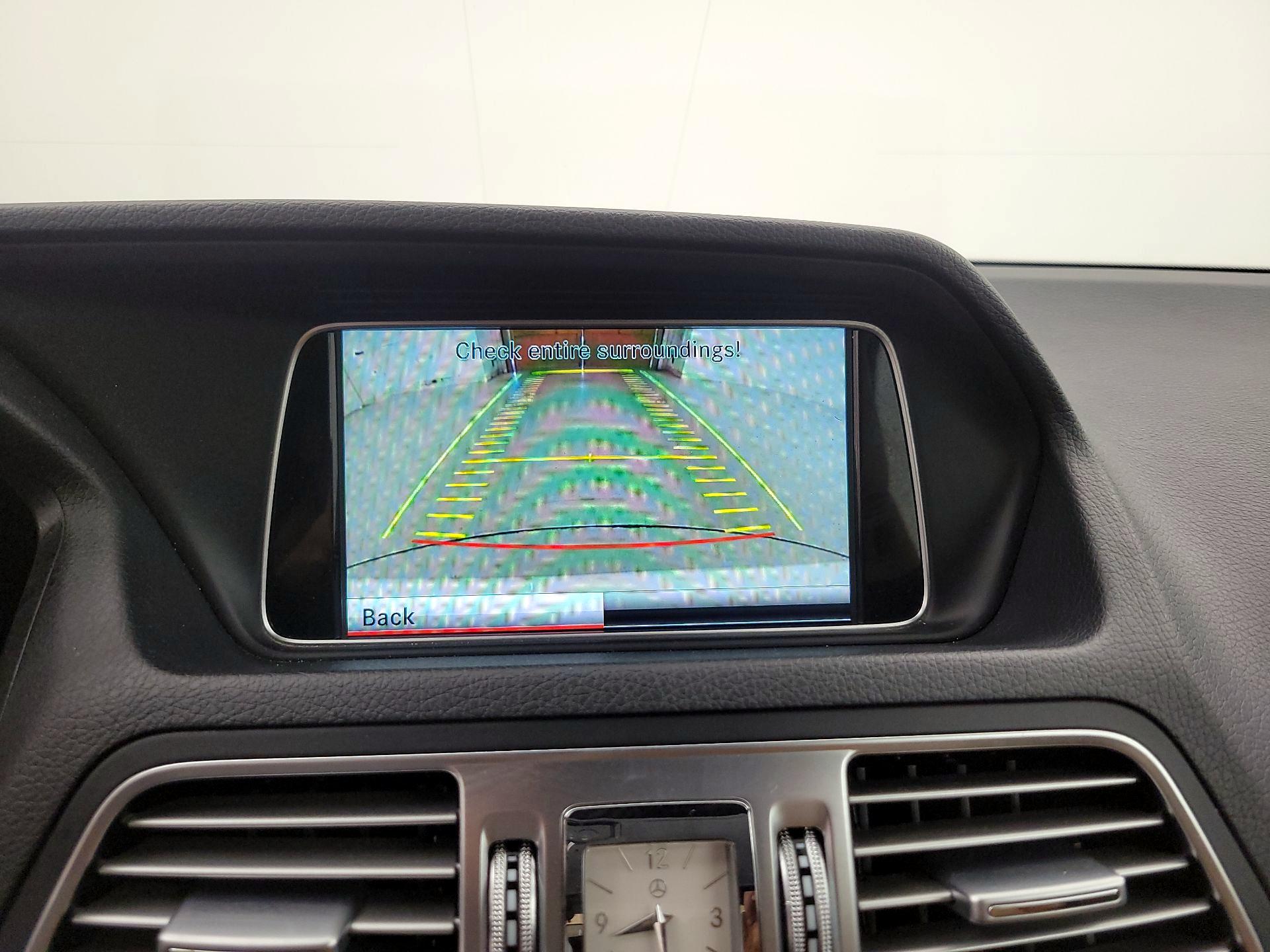 Thumbnail: 2015 Mercedes-Benz E-Class - 15