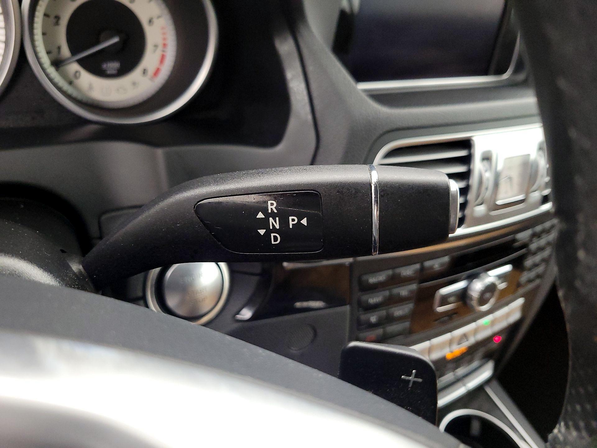 Thumbnail: 2015 Mercedes-Benz E-Class - 18