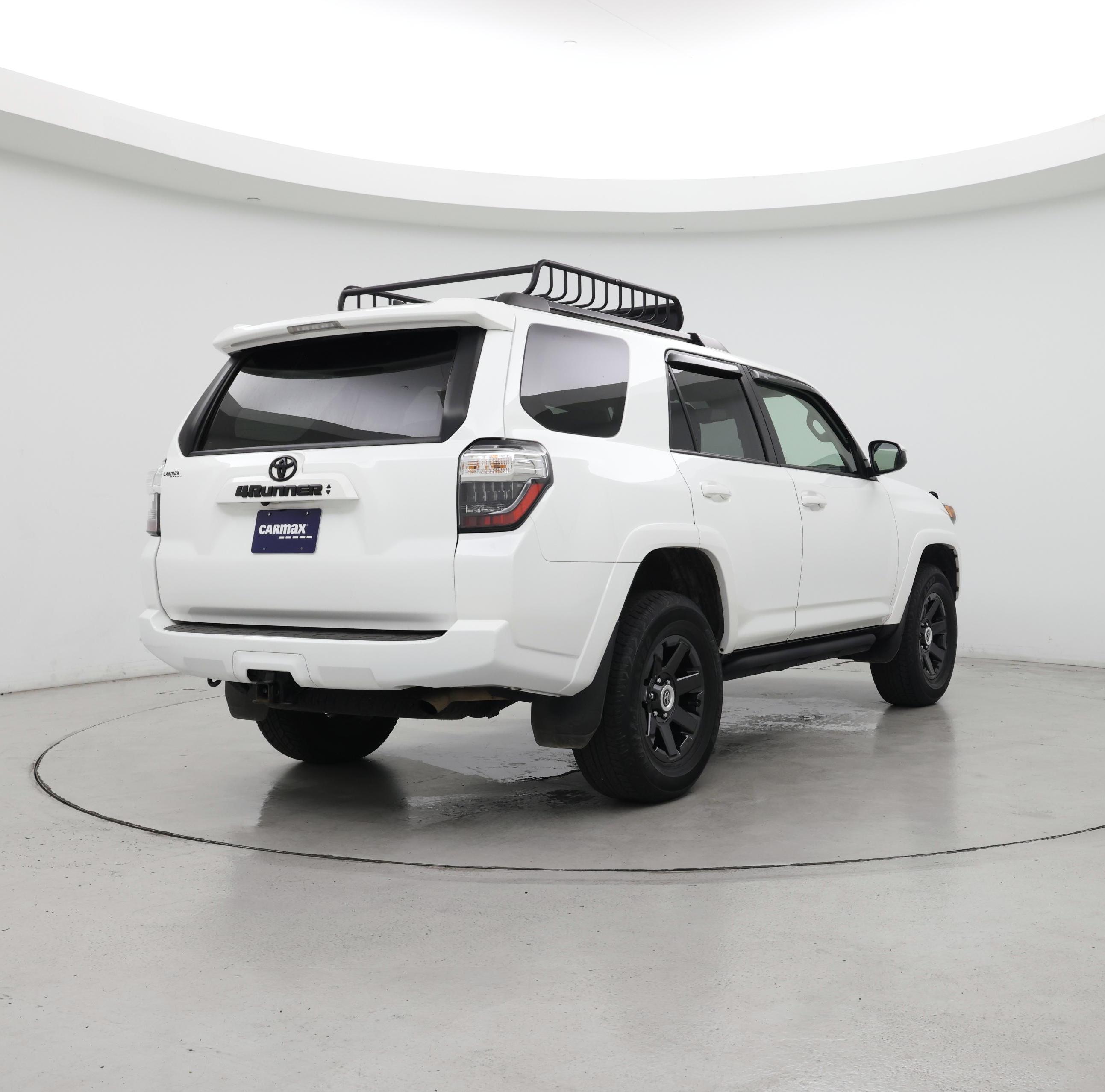 Thumbnail: 2022 Toyota 4Runner - 8