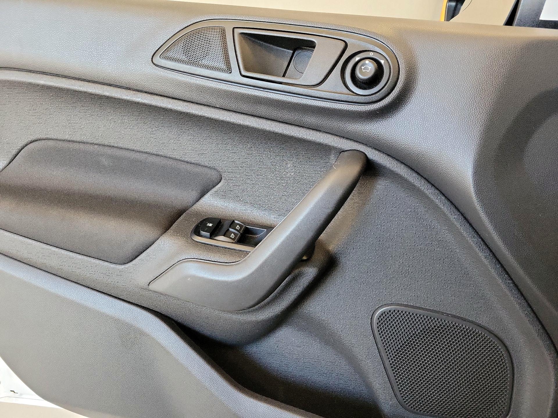 Thumbnail: 2019 Ford Fiesta - 12