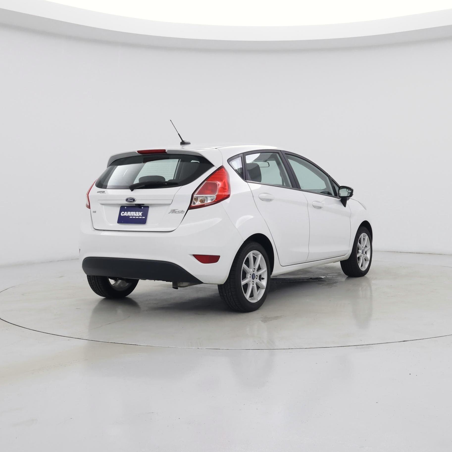 Thumbnail: 2019 Ford Fiesta - 8