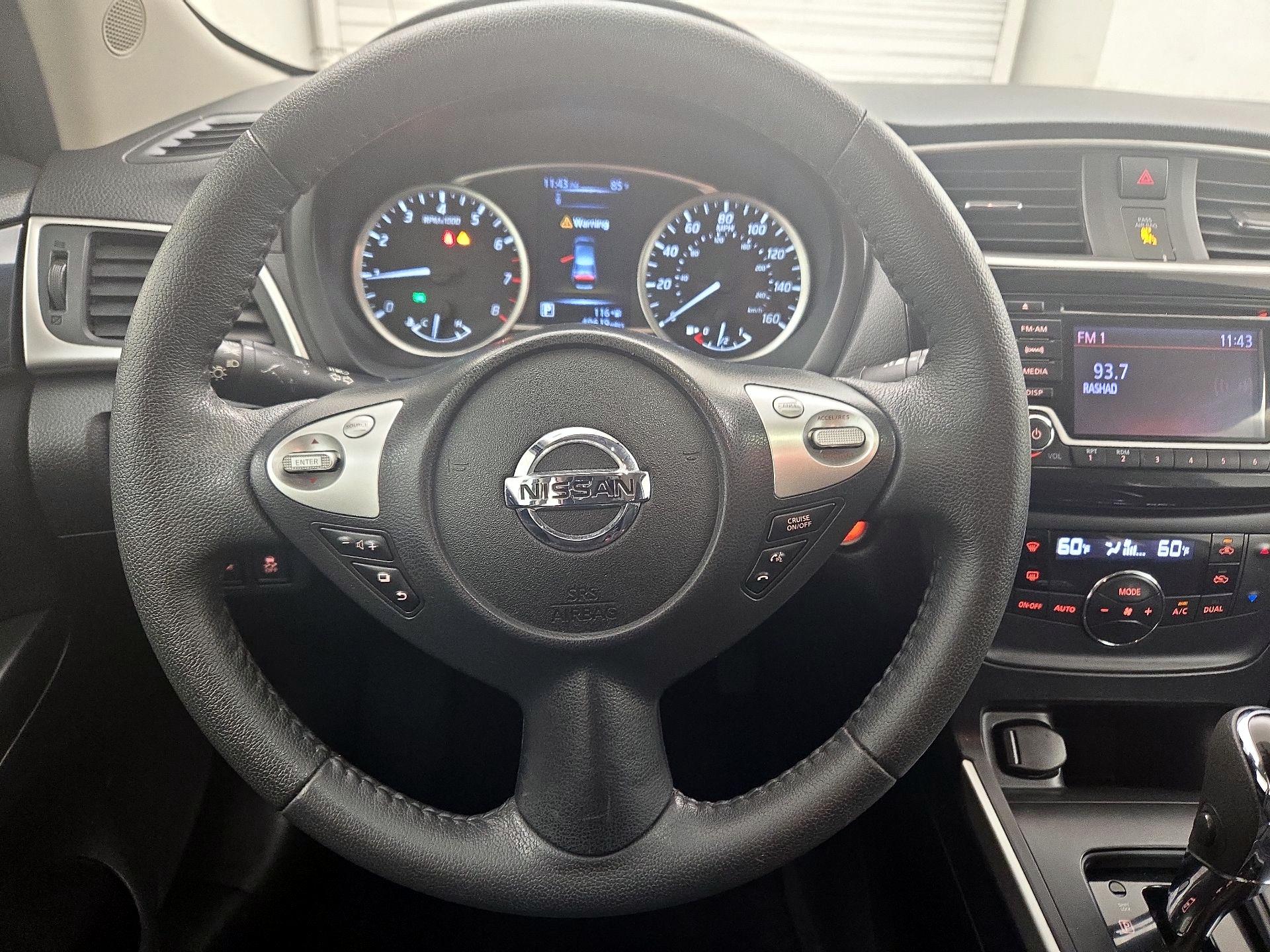 Thumbnail: 2018 Nissan Sentra - 10