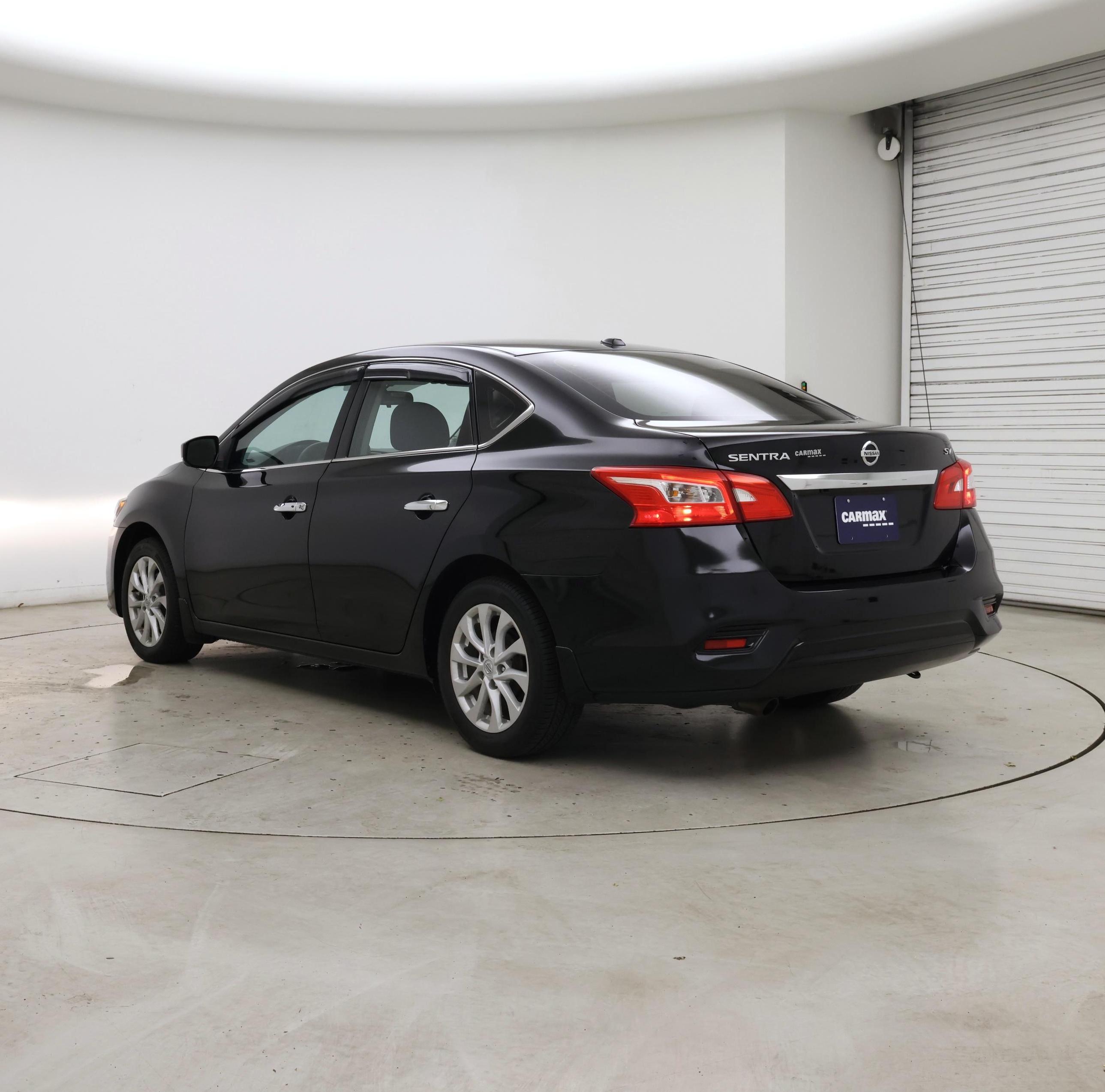 Thumbnail: 2018 Nissan Sentra - 2