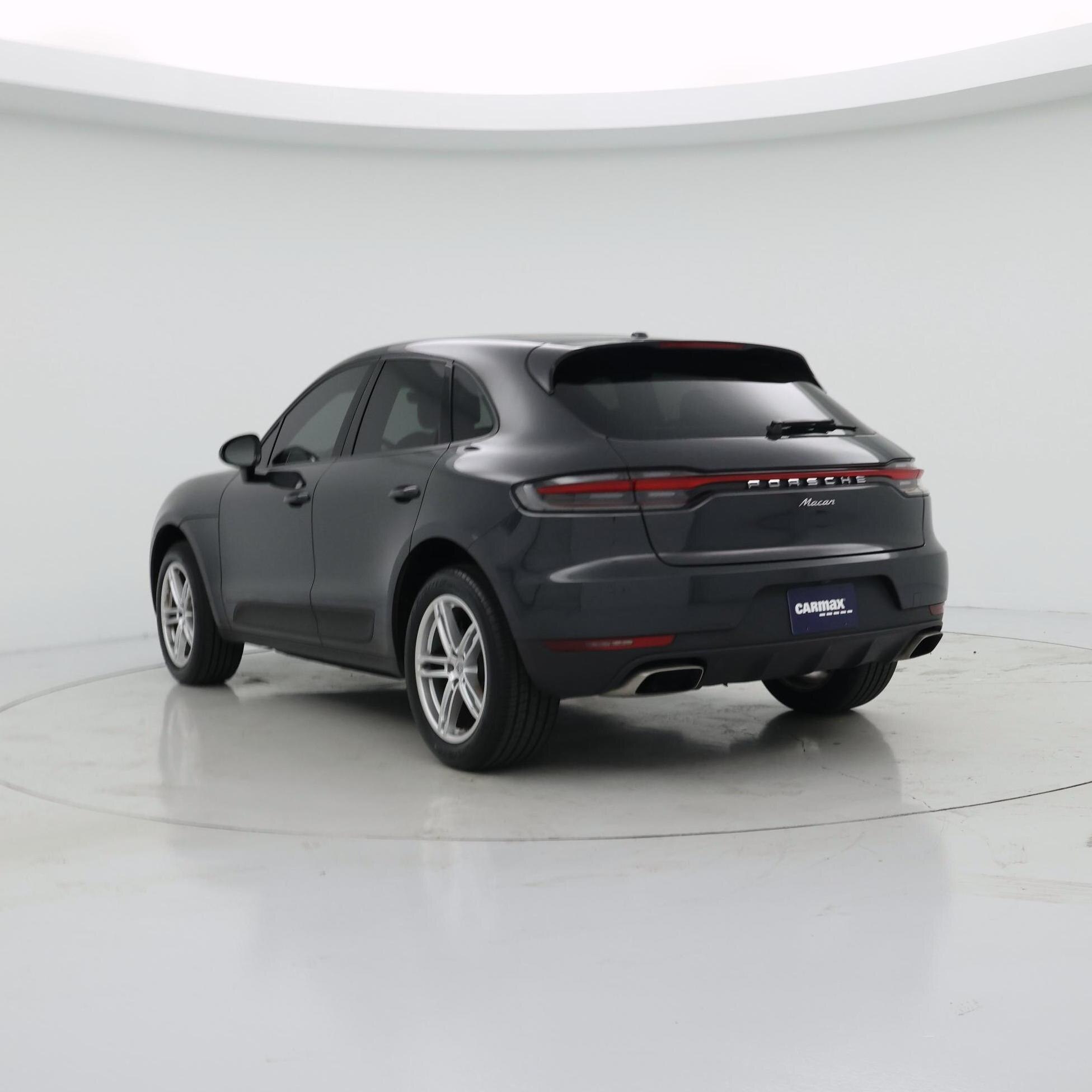 Thumbnail: 2021 Porsche Macan - 2