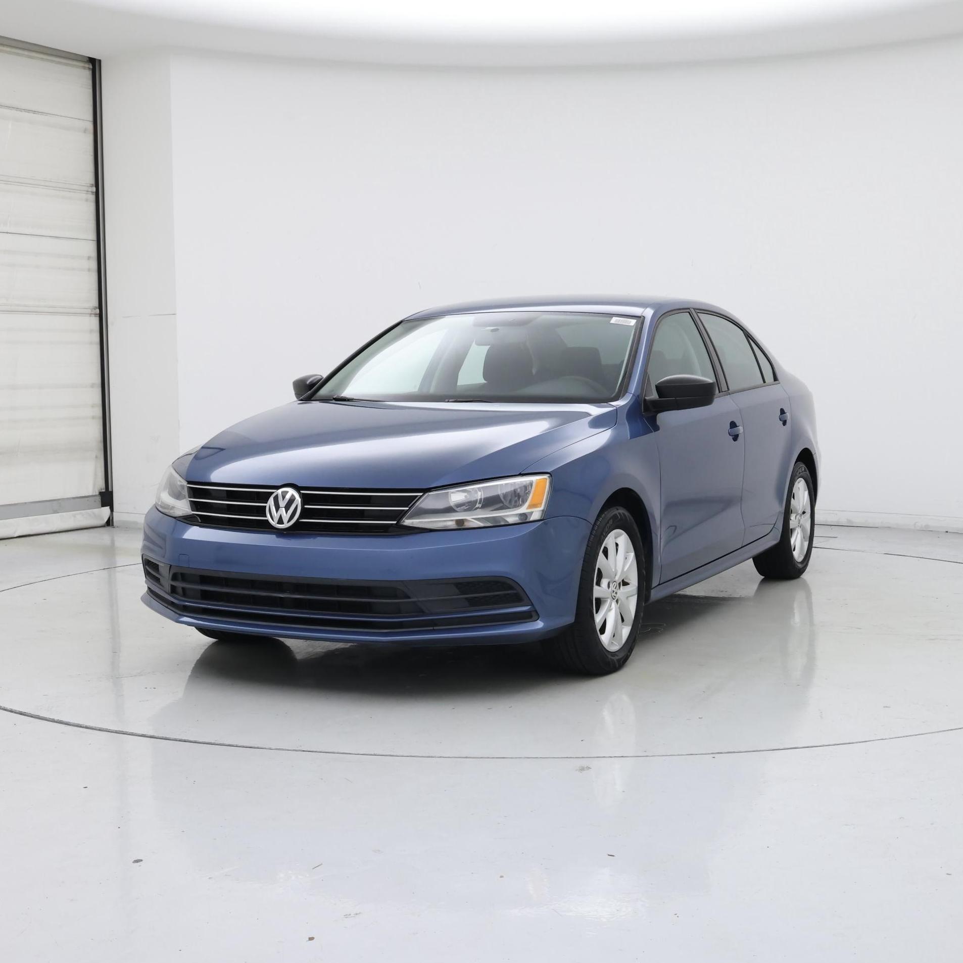 Thumbnail: 2015 Volkswagen Jetta - 4