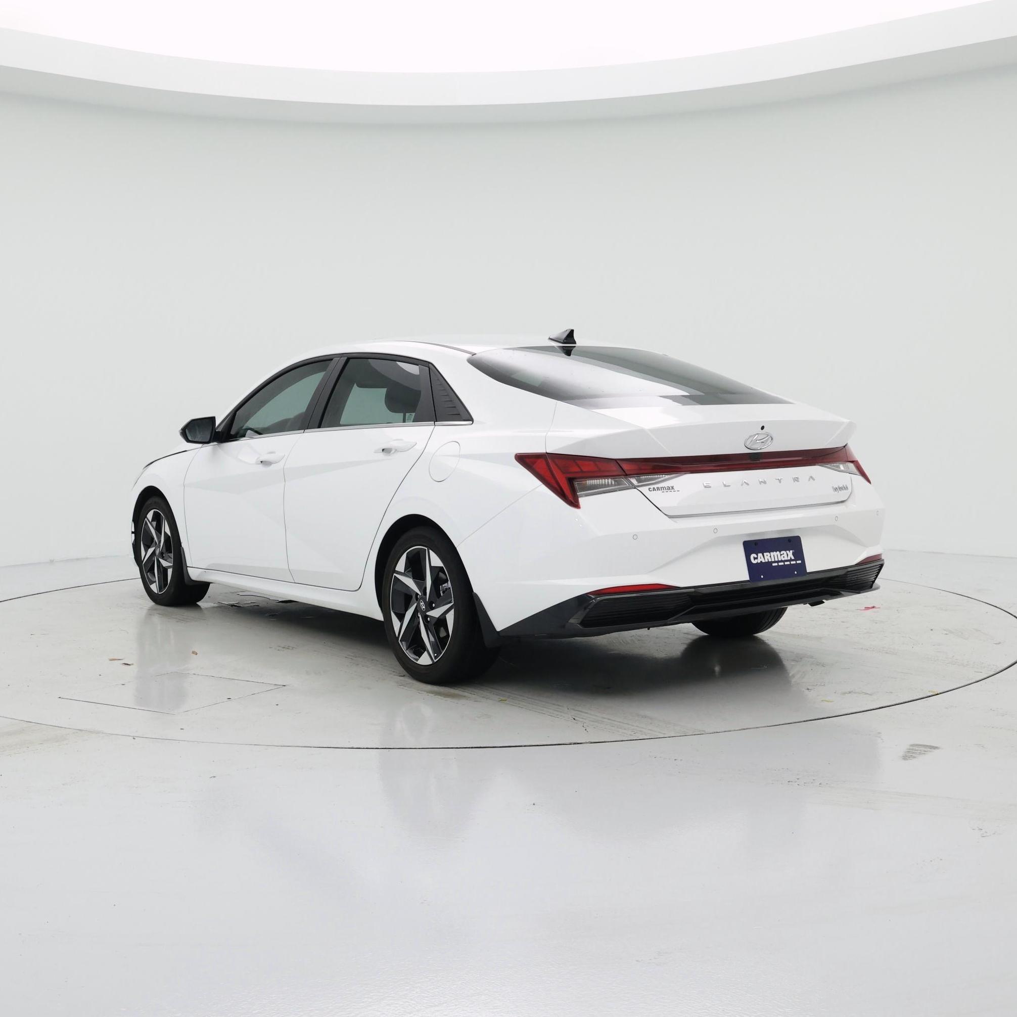 Thumbnail: 2023 Hyundai Elantra - 2