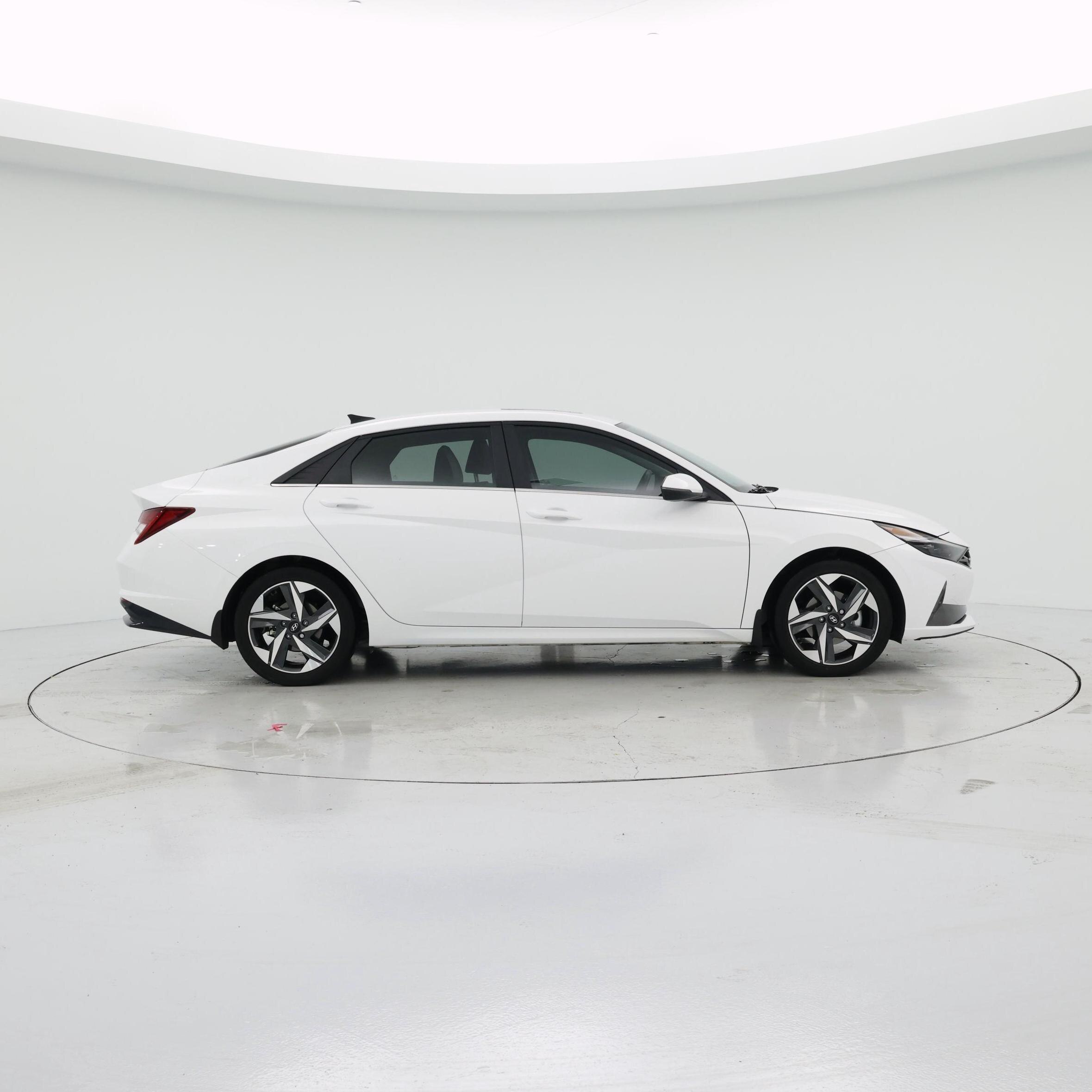 Thumbnail: 2023 Hyundai Elantra - 7