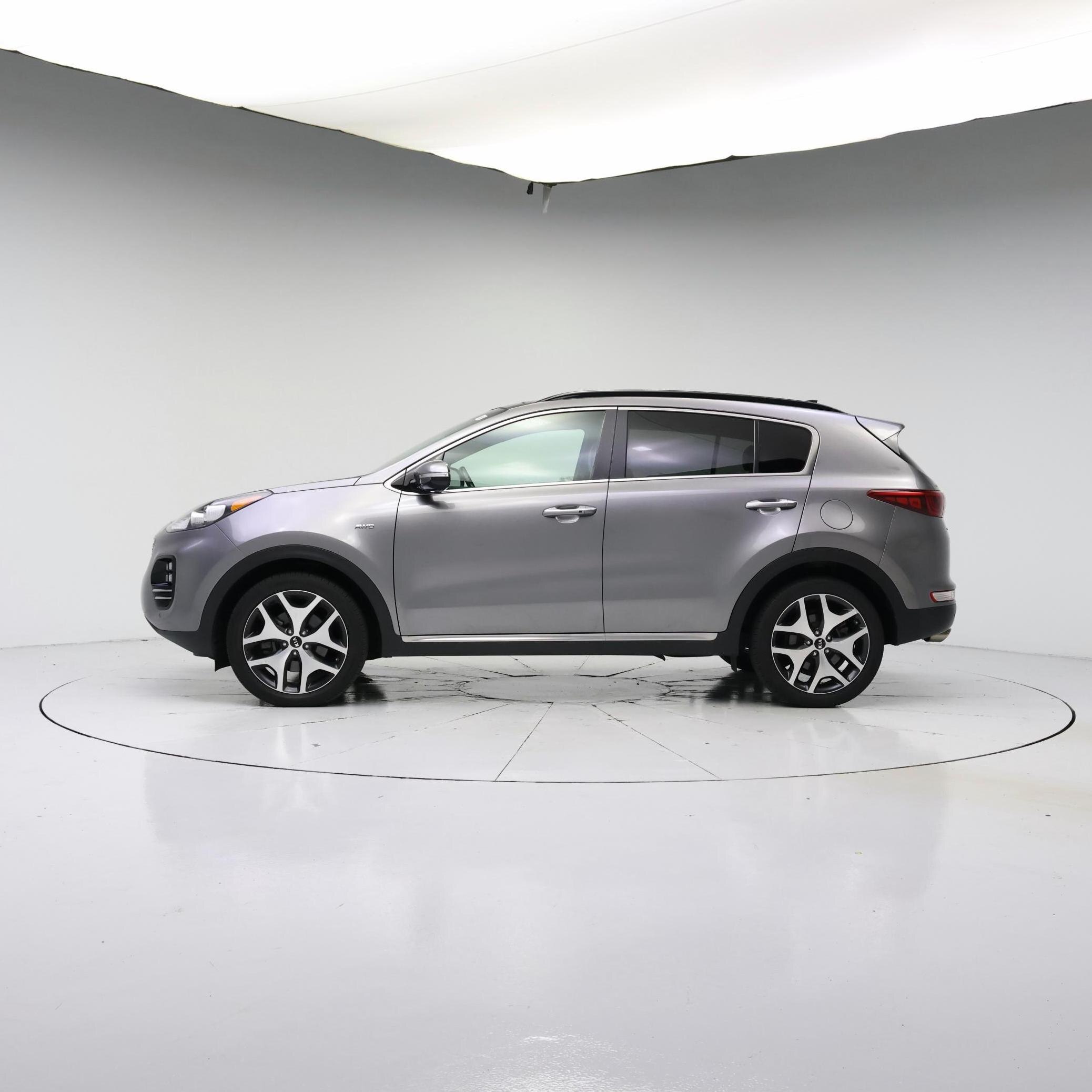 Thumbnail: 2018 Kia Sportage - 3