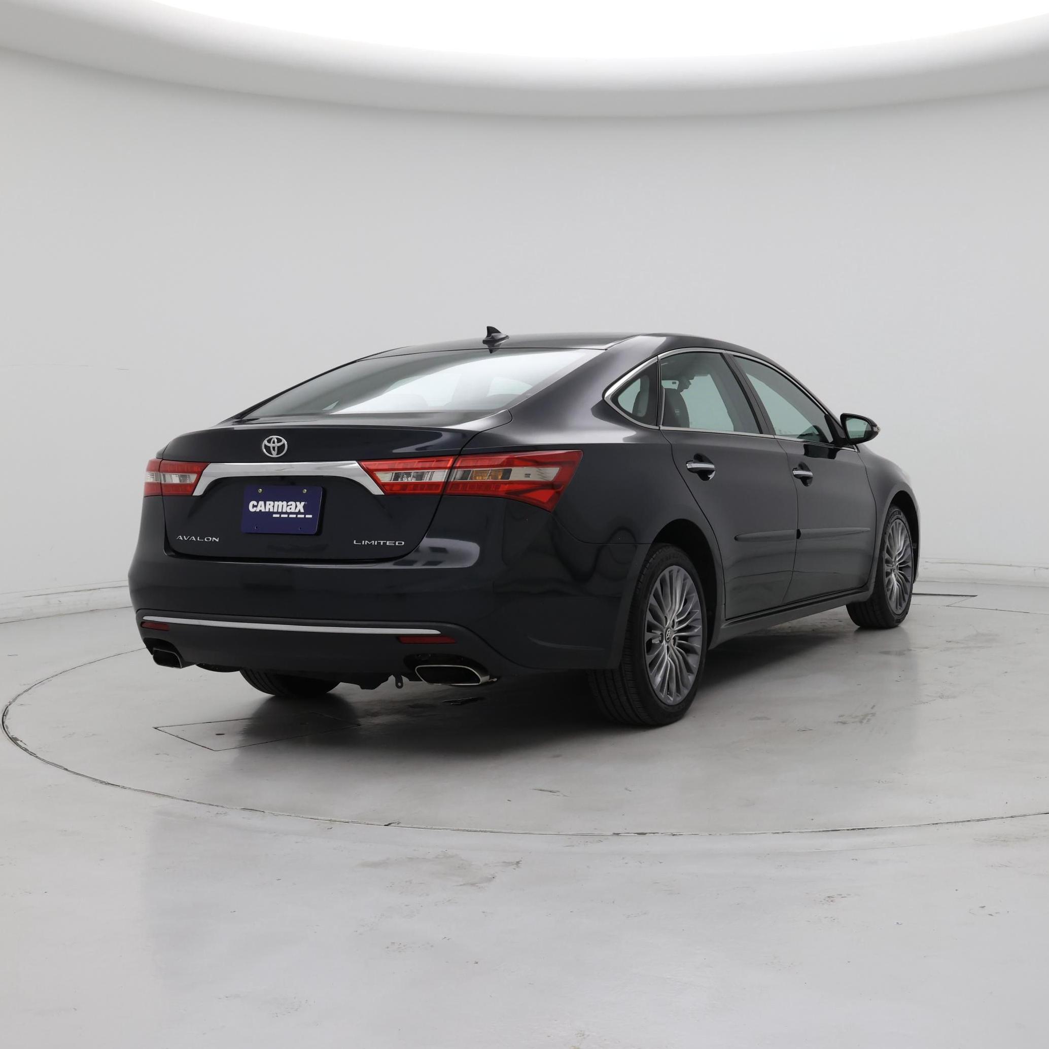 Thumbnail: 2017 Toyota Avalon - 8